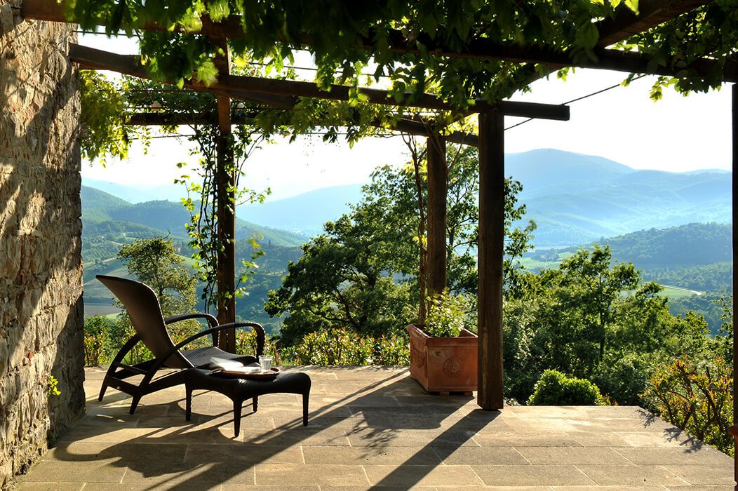 Francis+York+Villa Arrighi | Luxury Villa Rental on the Border of Umbria and Tuscany  00015.jpg