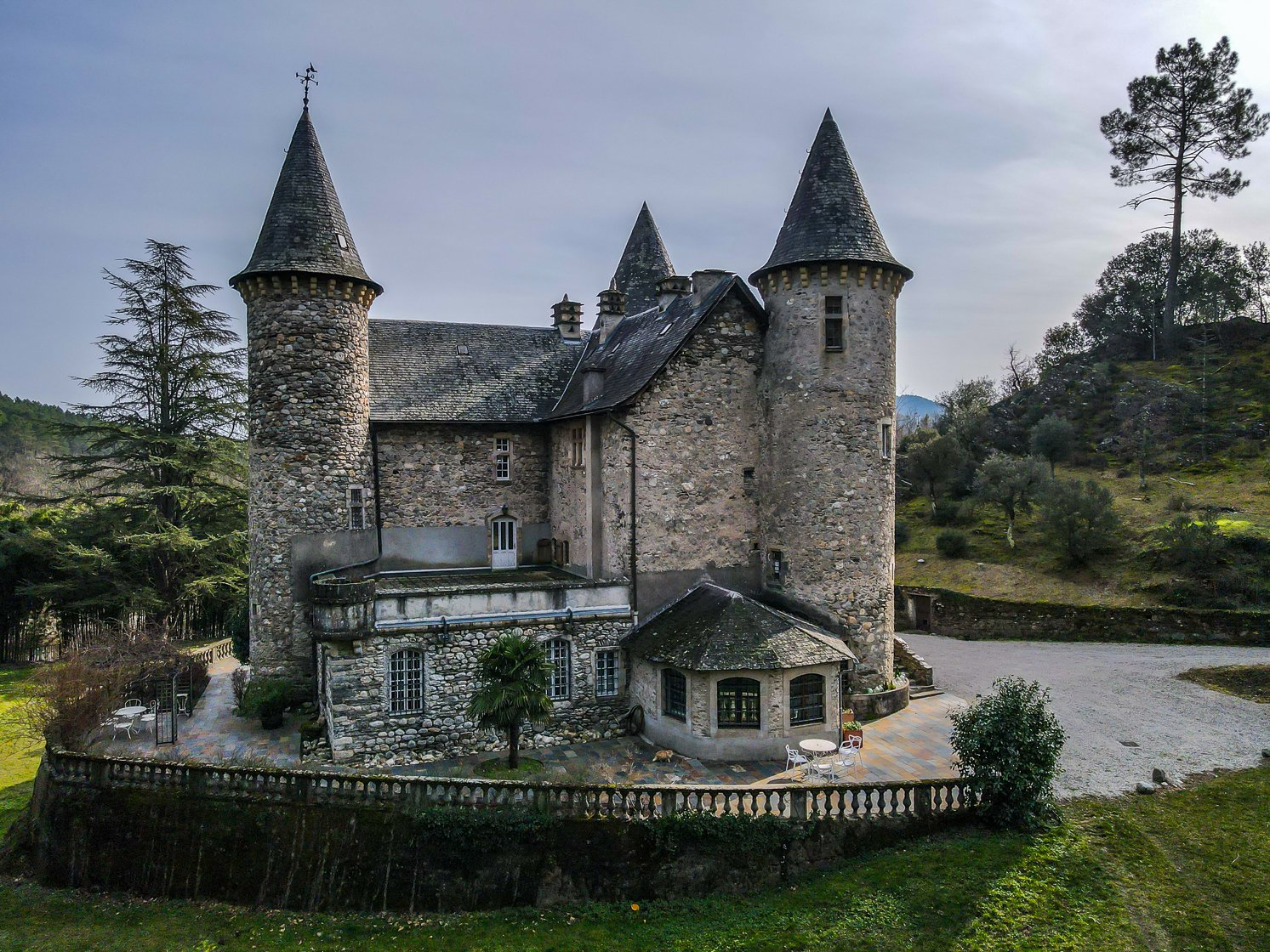 Francis+York+Fairytale 16th Century French Chateau in the Cevennes National Park 00018.jpg