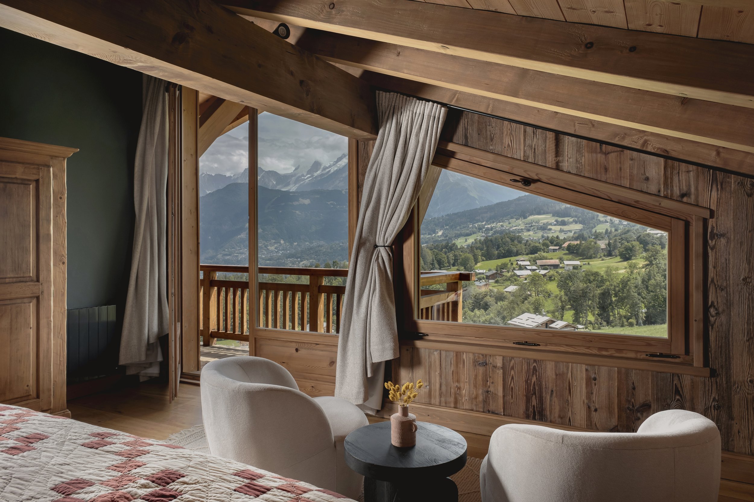 Francis+York+Discover This Luxury Chalet in the French Alps From The August Premium Collection 00053.jpg