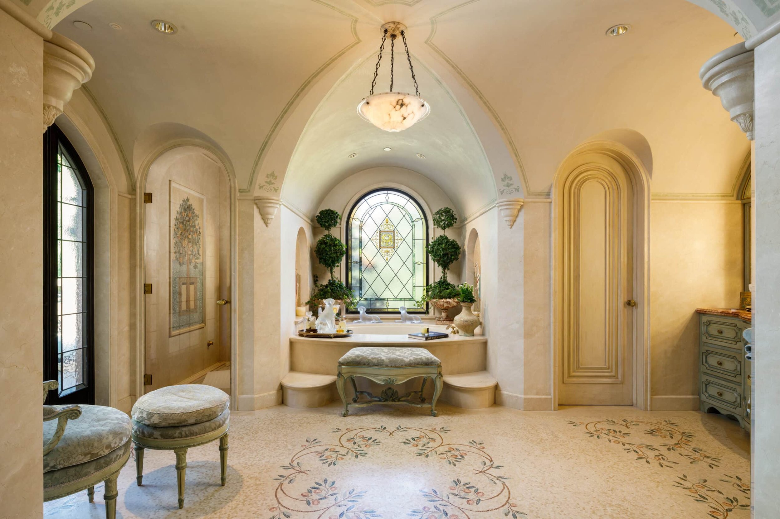 Francis York Tuscan Villa-Style Trophy Estate in Beverly Hills, California 00021.jpg