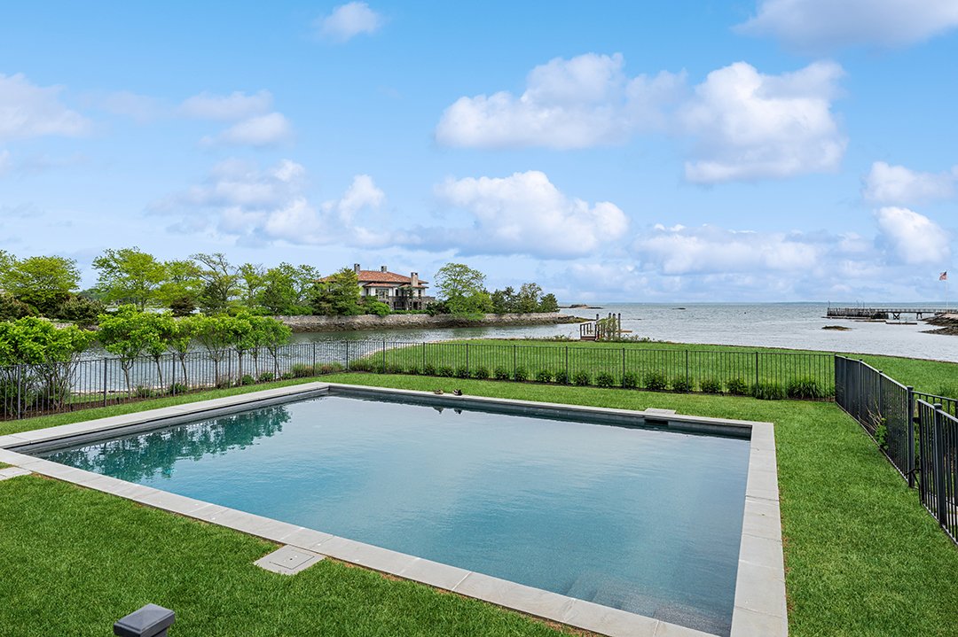 Francis York Waterfront Estate in Greenwich, Connecticut 00018.jpg
