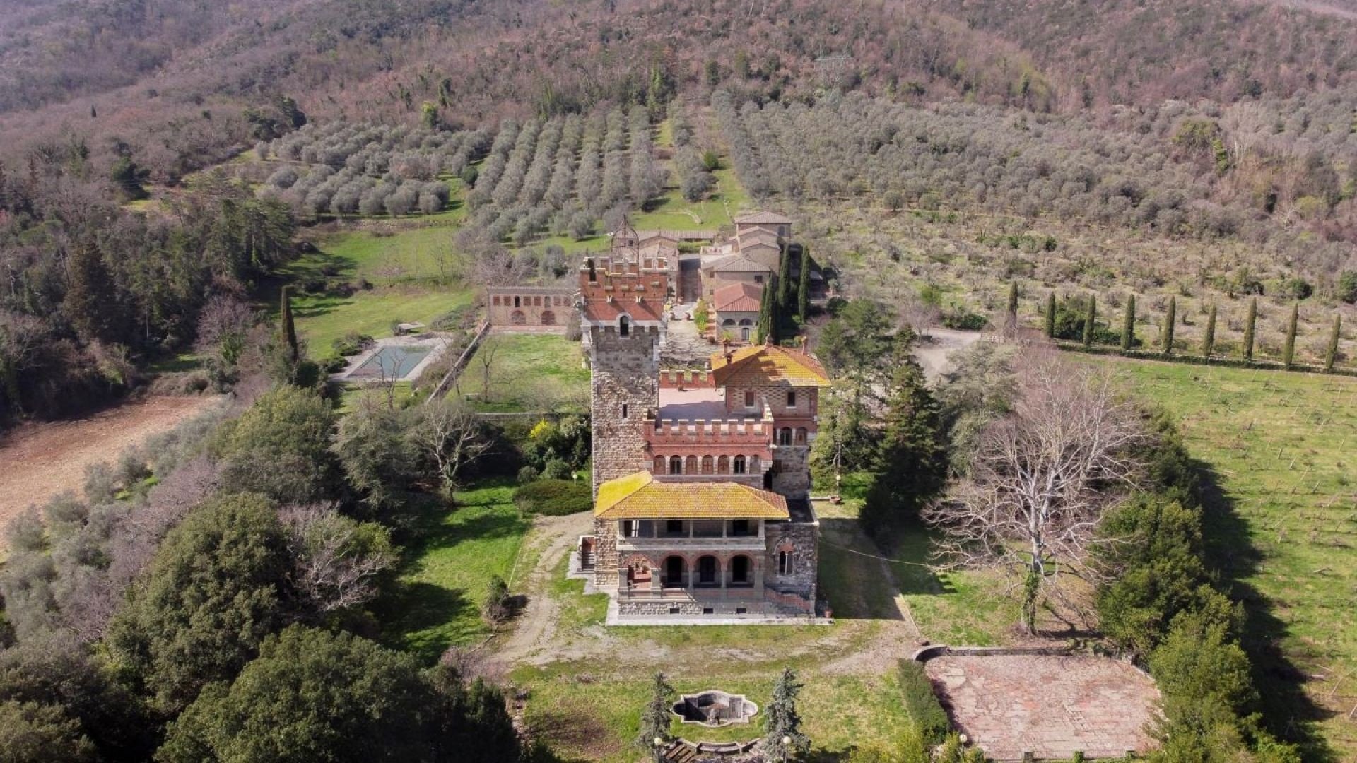 Francis York Tuscan Art Nouveau Villa and 320-Acre Estate in Chianti, Italy  00006.jpg