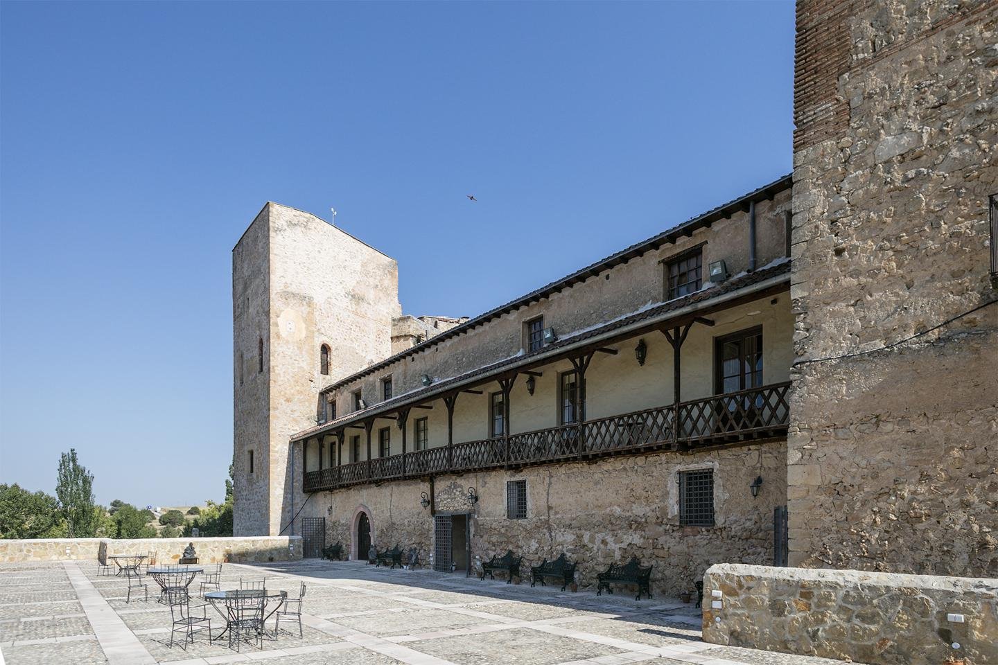 For Sale: Historic Castle With Royal Ties in the Heart of Spain  00020.jpg