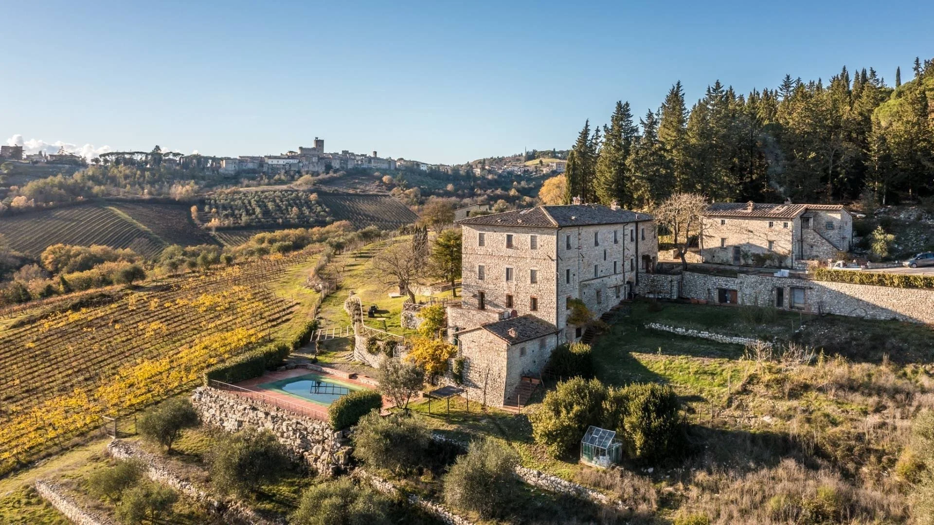 Italian Villa in Chianti, Tuscany With Vineyards and Olive Groves