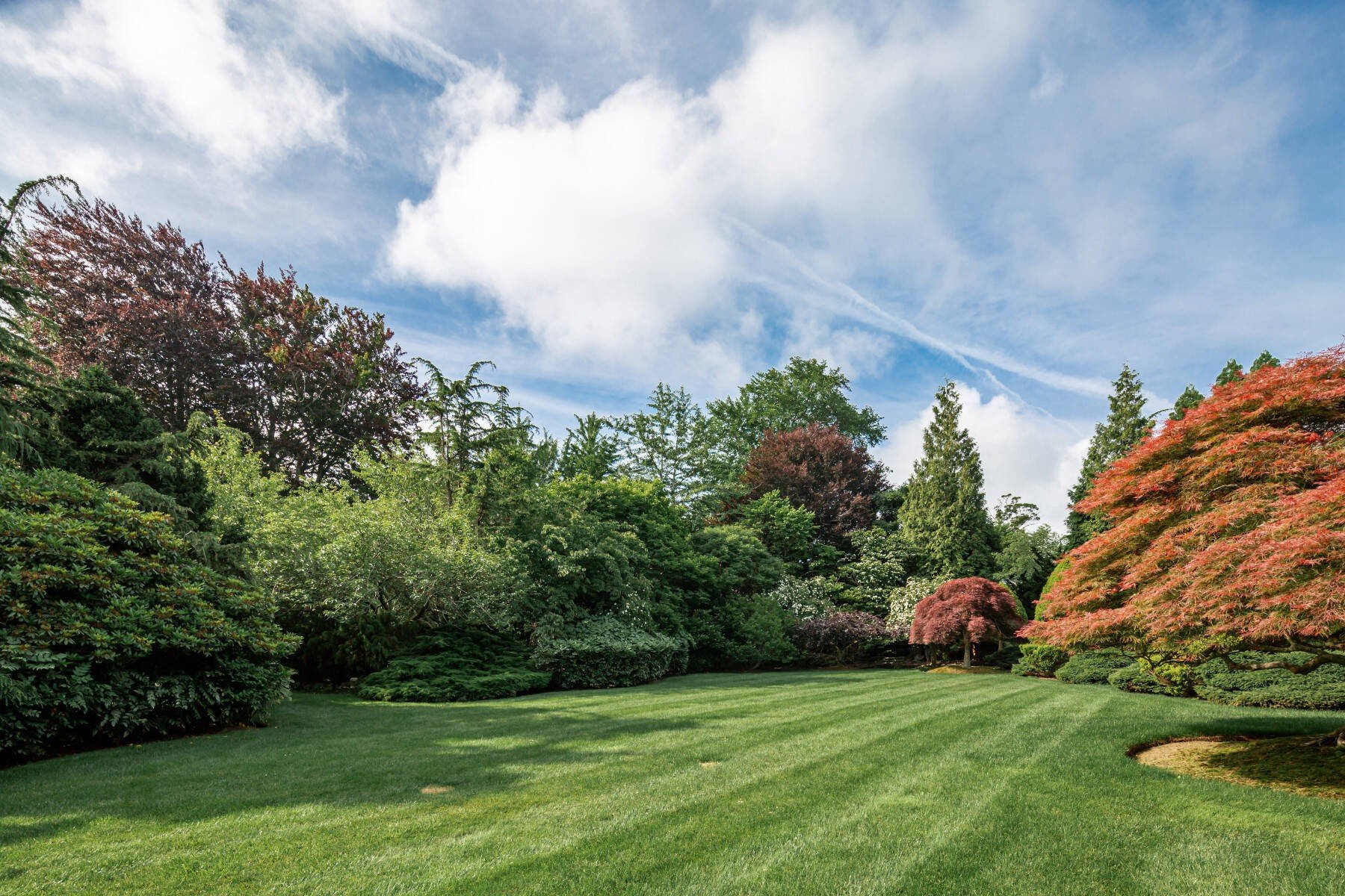 Francis YorkWoodhouse Playhouse: Elizabethan-Style Historic Home in East Hampton Village 26.jpeg