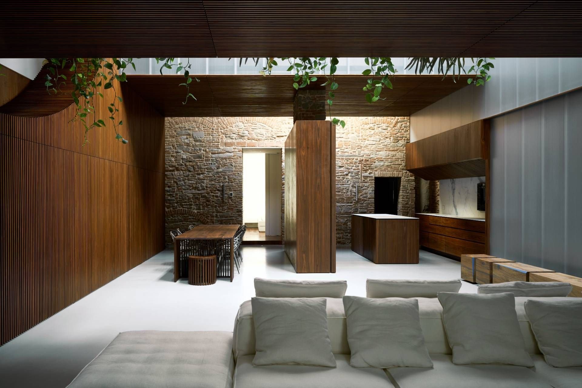 Francie York Stefano Tozzi Designer House with Suspended Indoor Pool in Florence, Italy 11.jpeg