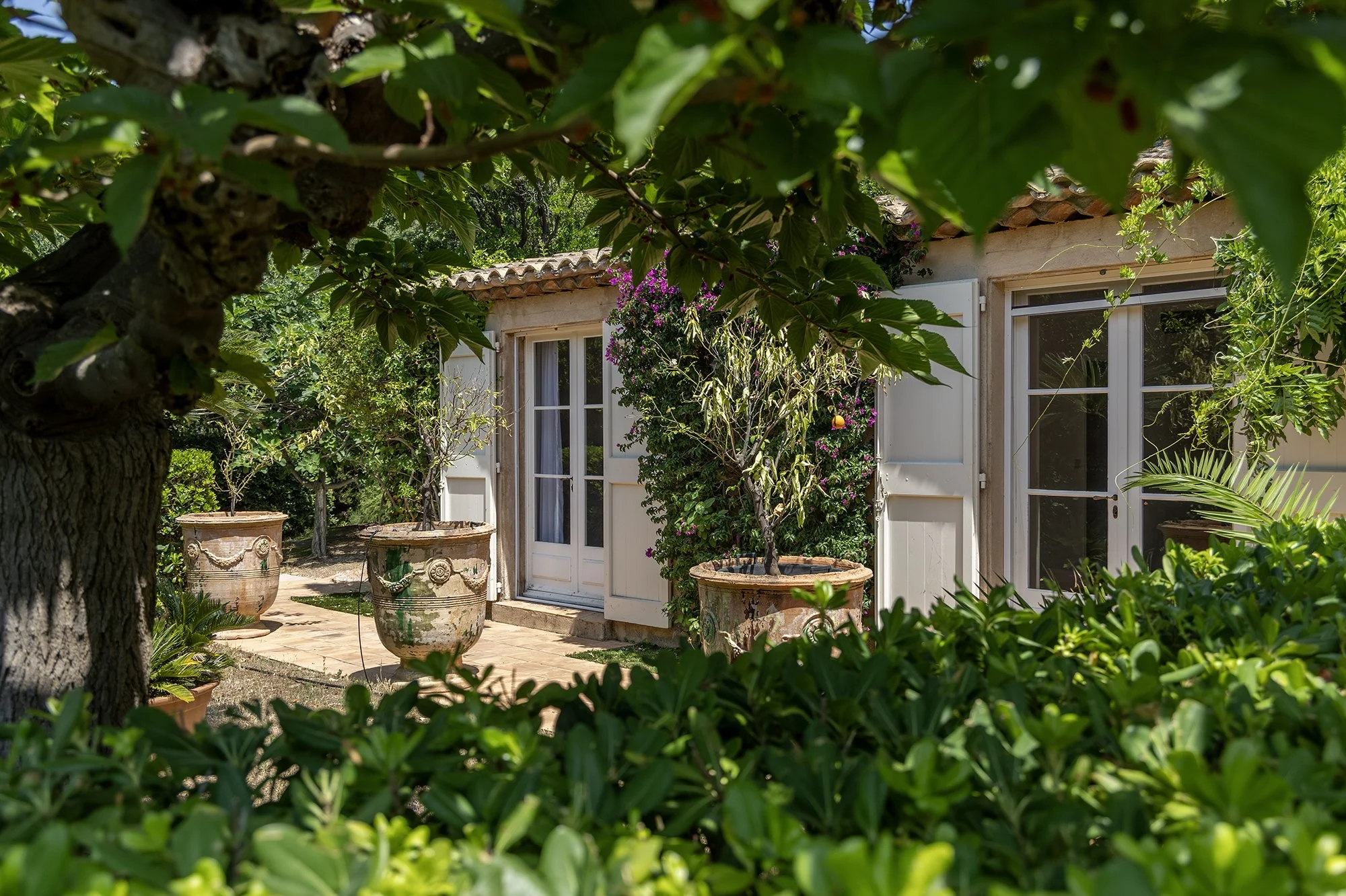 Francis York LExploreur Sea-View Estate in Rayol-Canadel—The Secret South of France- 36.jpg
