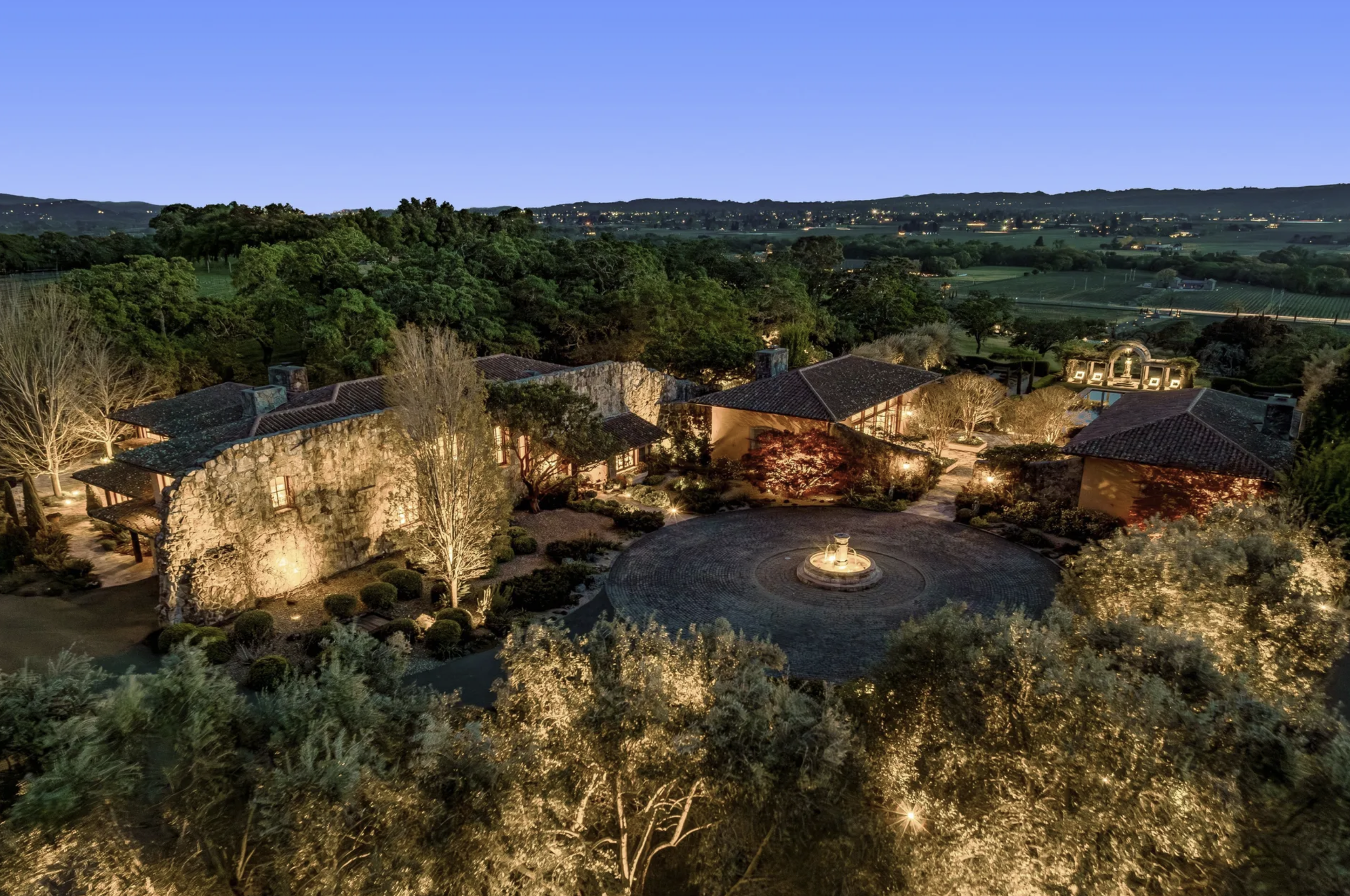 Francis-York-Napa-Valley-Estate-33.png