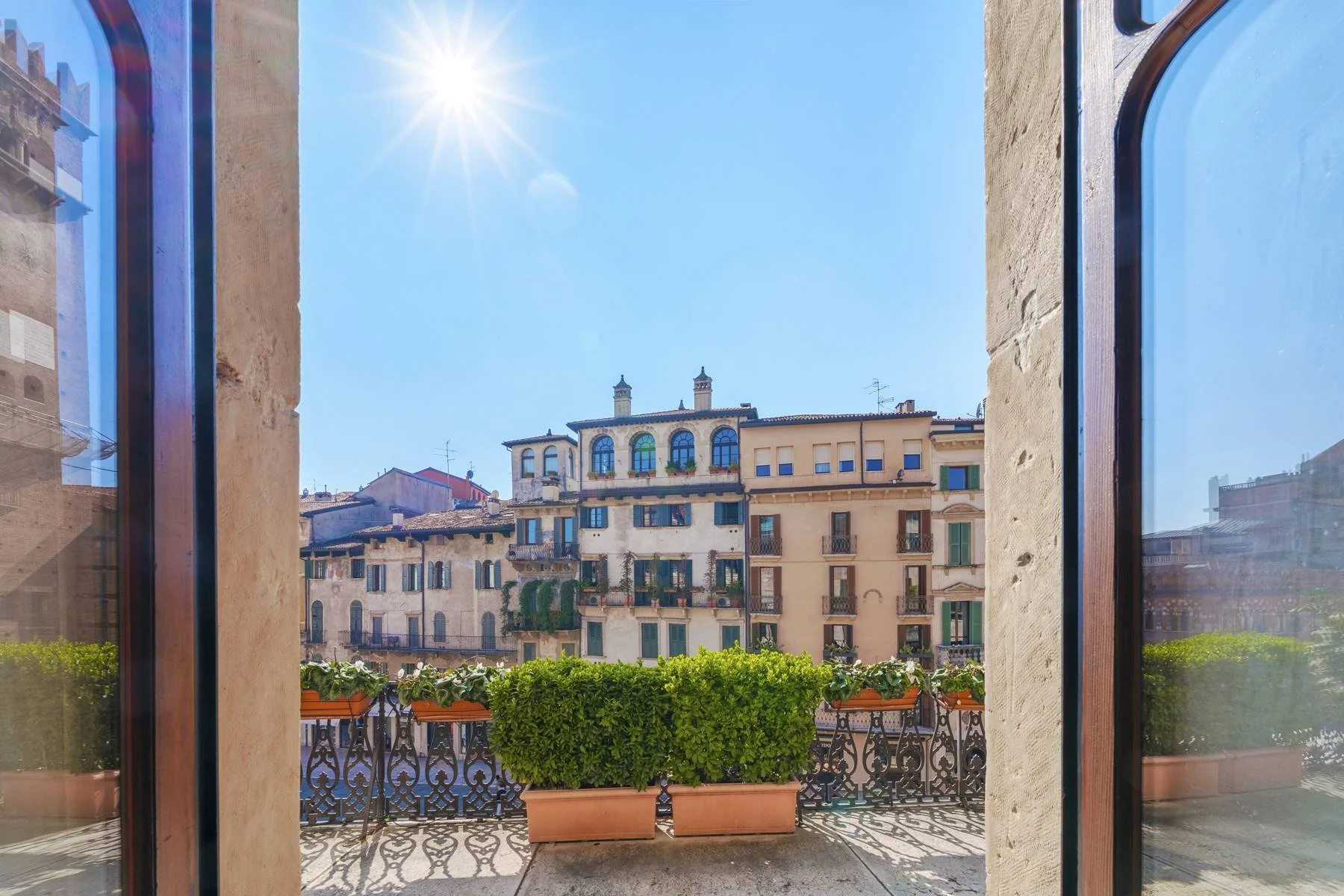 Francis-York-Italy-Sothebys-Verona-29.jpg