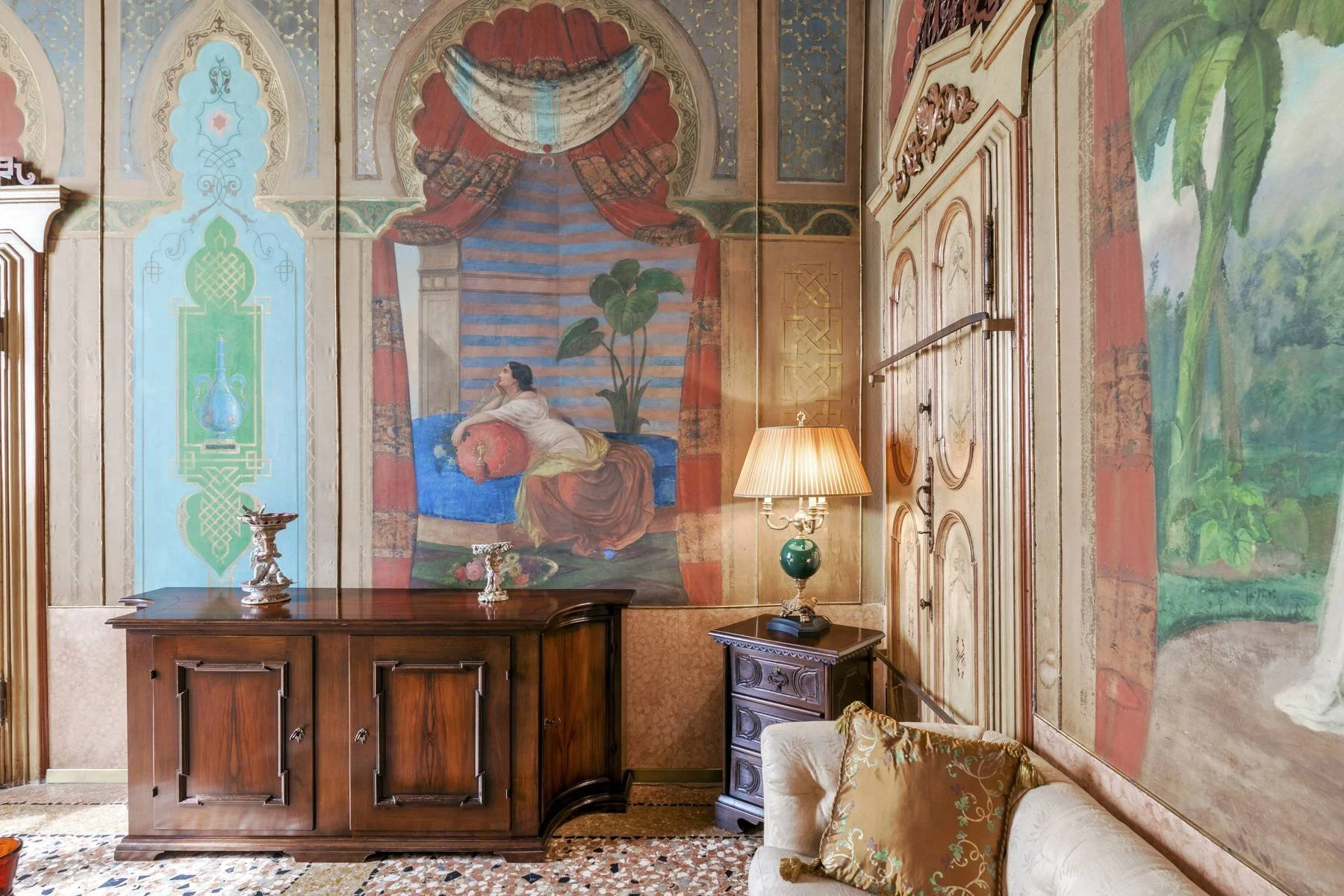Francis-York-Italy-Sothebys-Verona-23.jpg