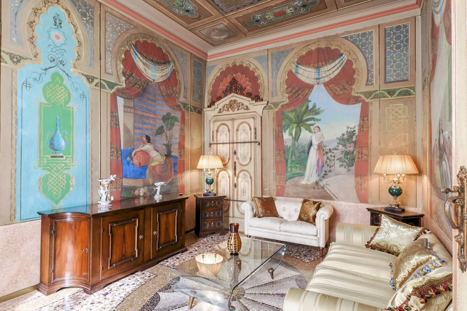 Francis-York-Italy-Sothebys-Verona-22.jpg