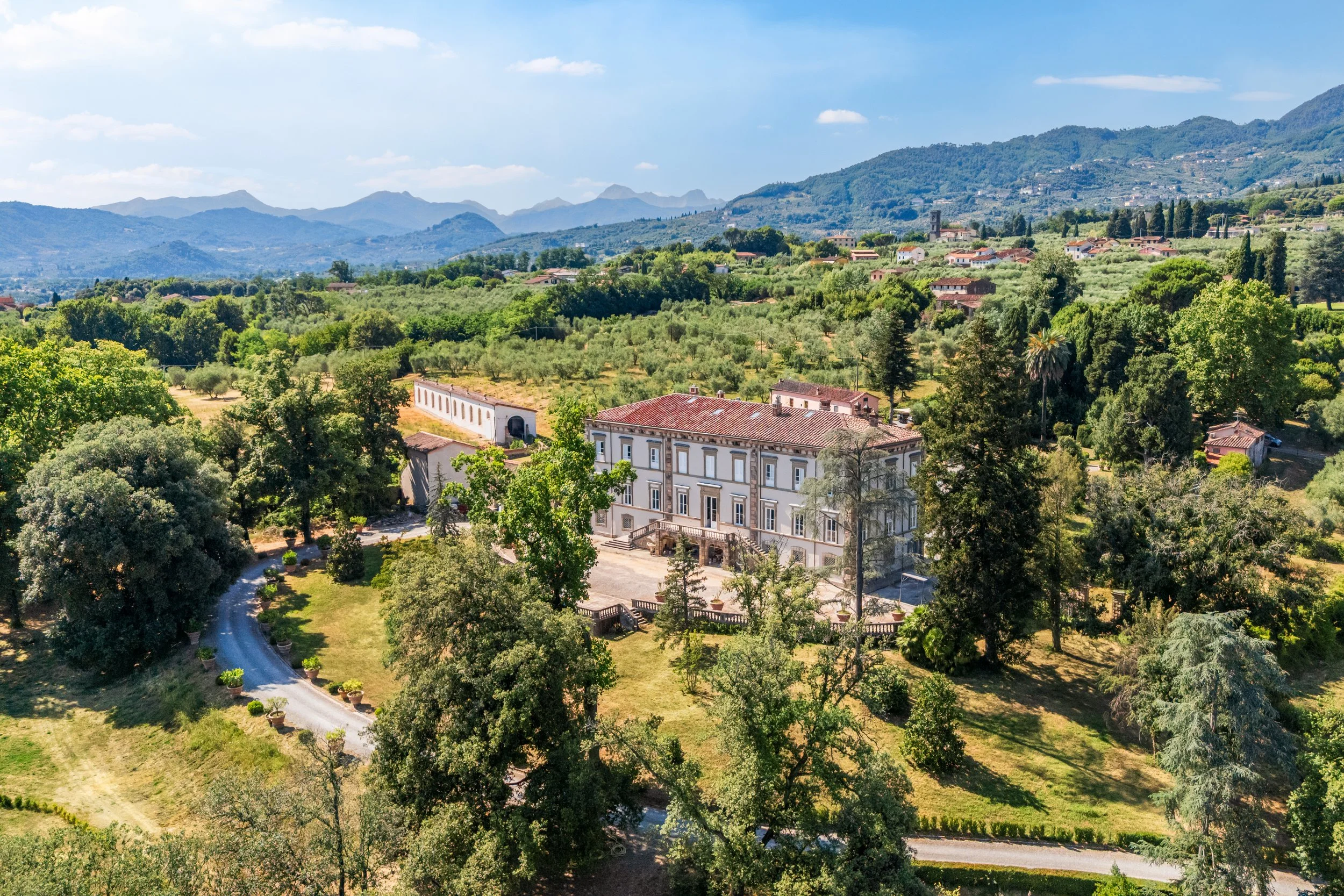 4-Ref.14281-Villa Orsucci-Courtesy of Lionard.jpg