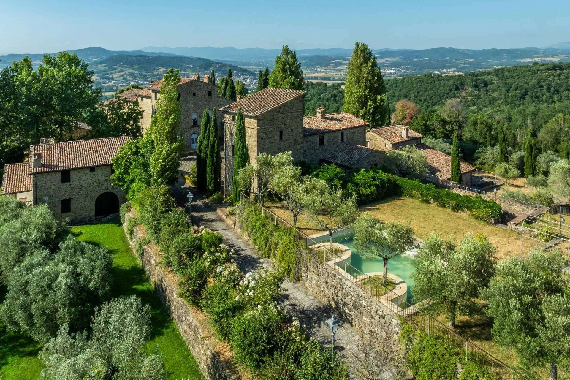 for-sale-entire-village-in-umbria-italy- (37).webp