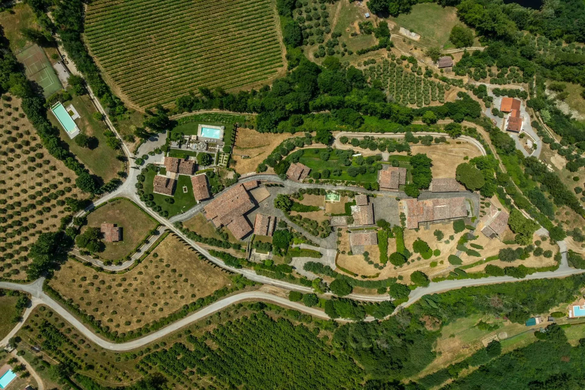 for-sale-entire-village-in-umbria-italy- (32).webp