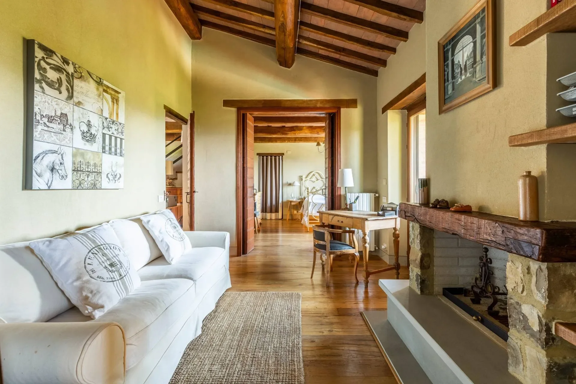 for-sale-entire-village-in-umbria-italy- (24).webp