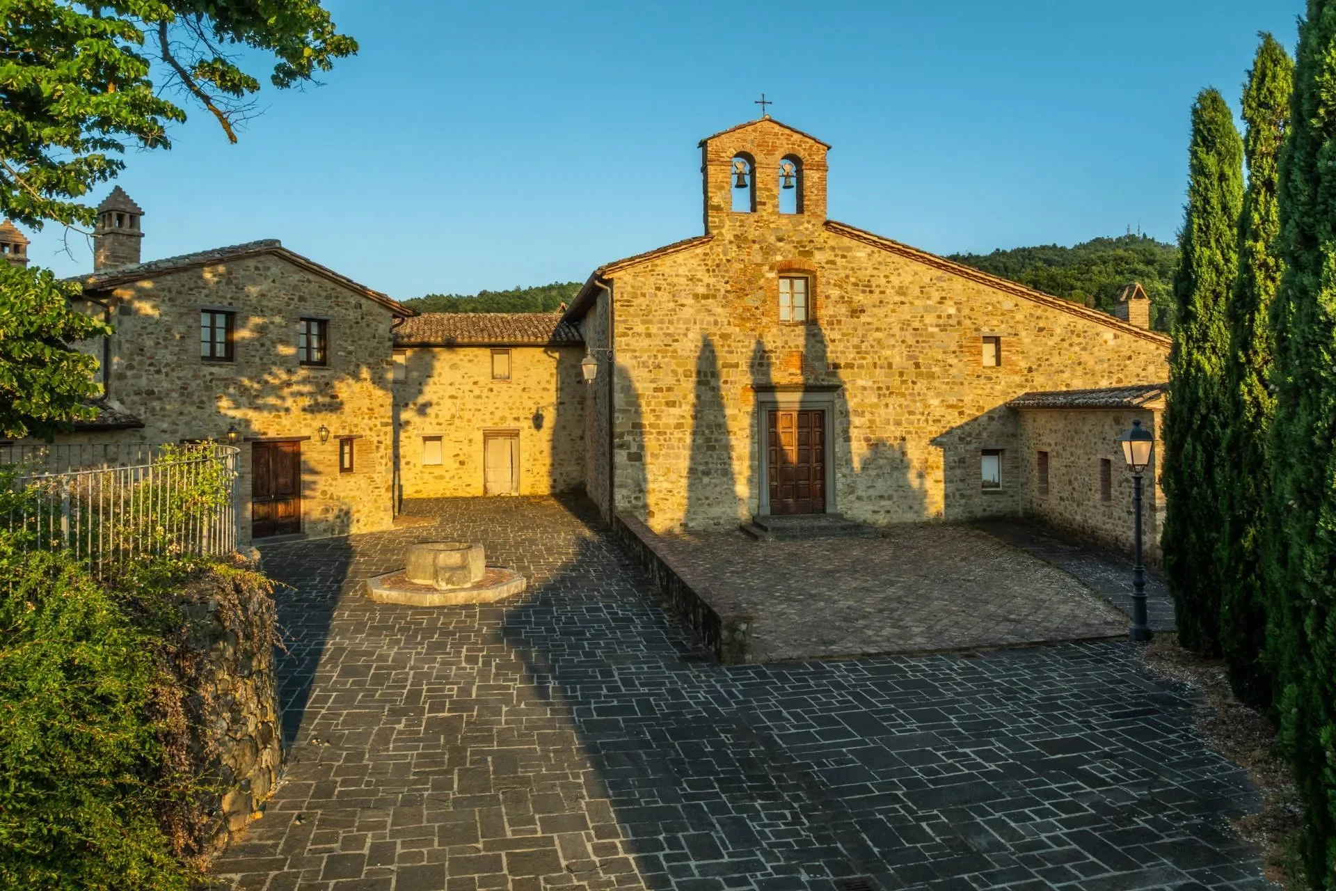 for-sale-entire-village-in-umbria-italy- (14).webp