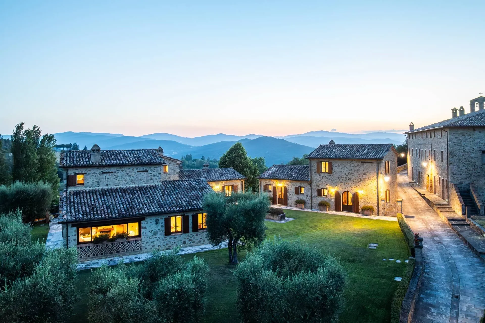 for-sale-entire-village-in-umbria-italy- (9).webp