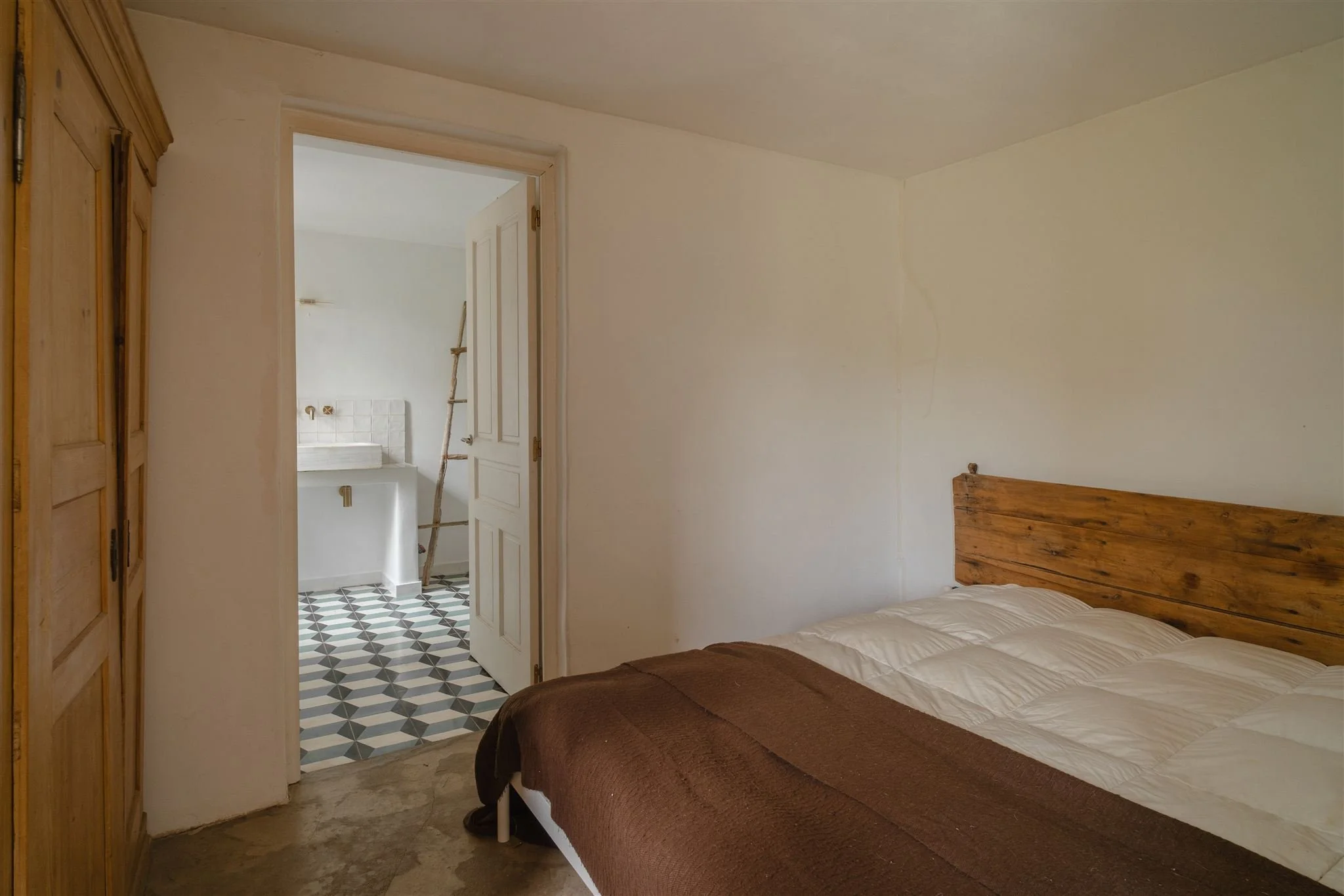 for-sale-renovated-farmhouse-masia-in-girona-spain (38).jpeg