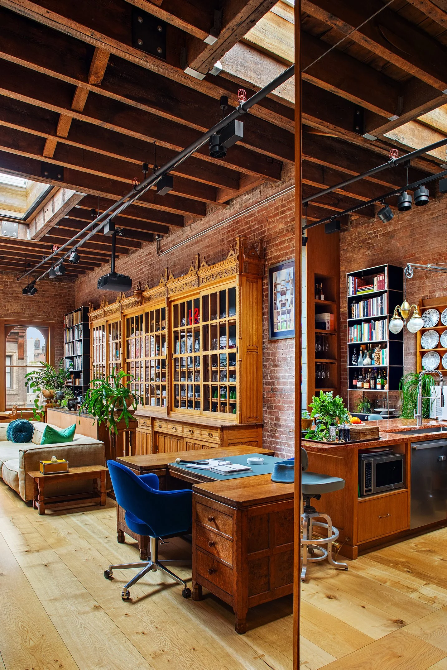 An Architect's NoHo Penthouse in 1893 Renaissance Revival Loft ...