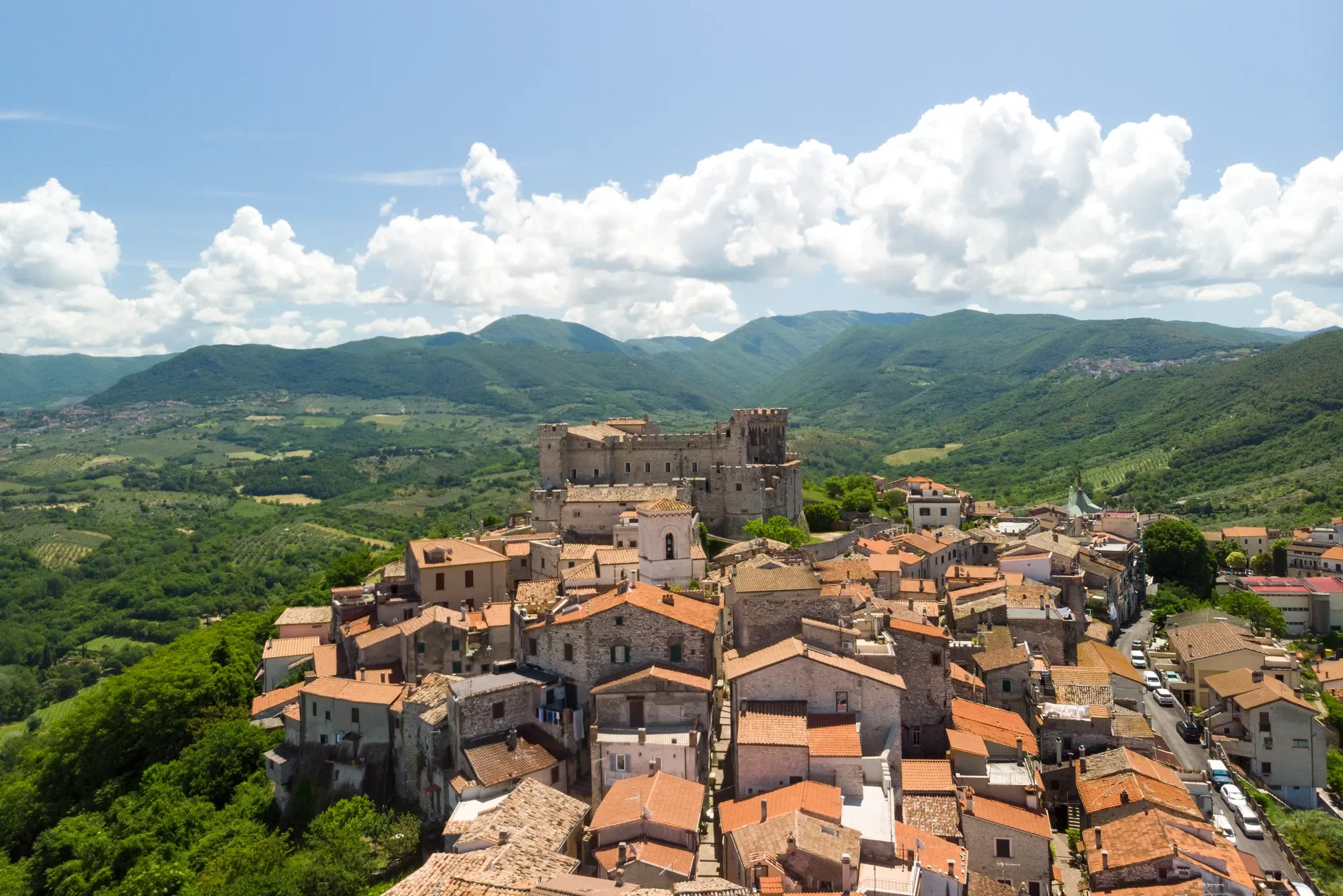 modernized-italian-castle-hotel-near-rome-comes-to-market-at-65-million (14).webp