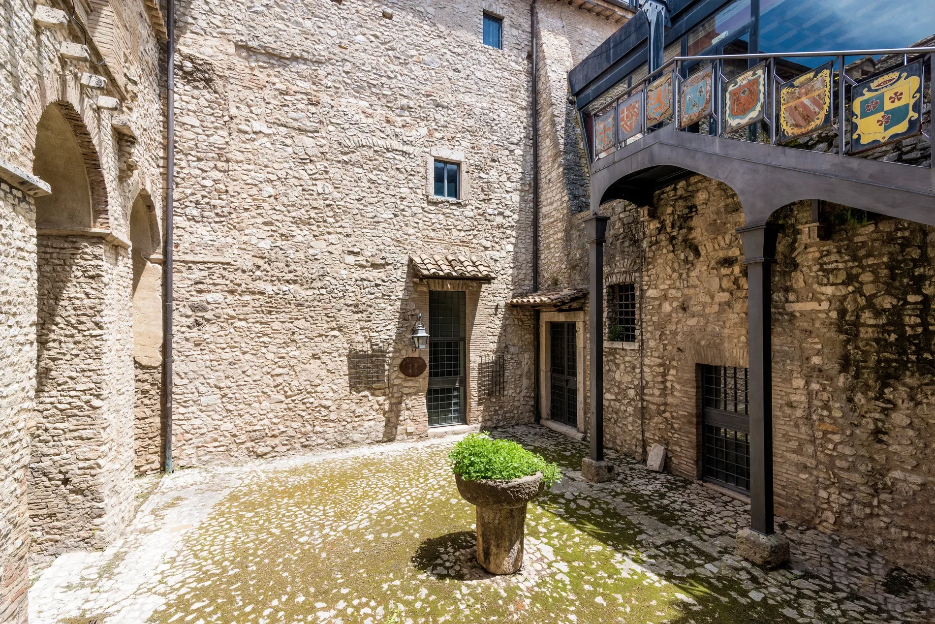 modernized-italian-castle-hotel-near-rome-comes-to-market-at-65-million (24).webp