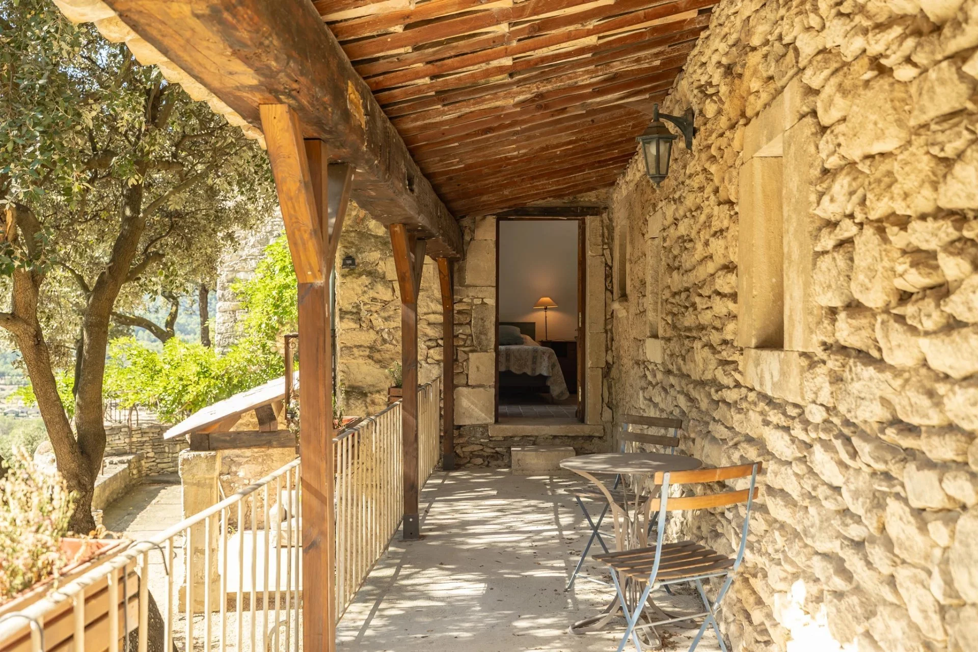 francis-york-cave-estate-in-the-luberon-a-pair-of-provencal-homes-carved-into-the-rock-near-menerbes14.jpg
