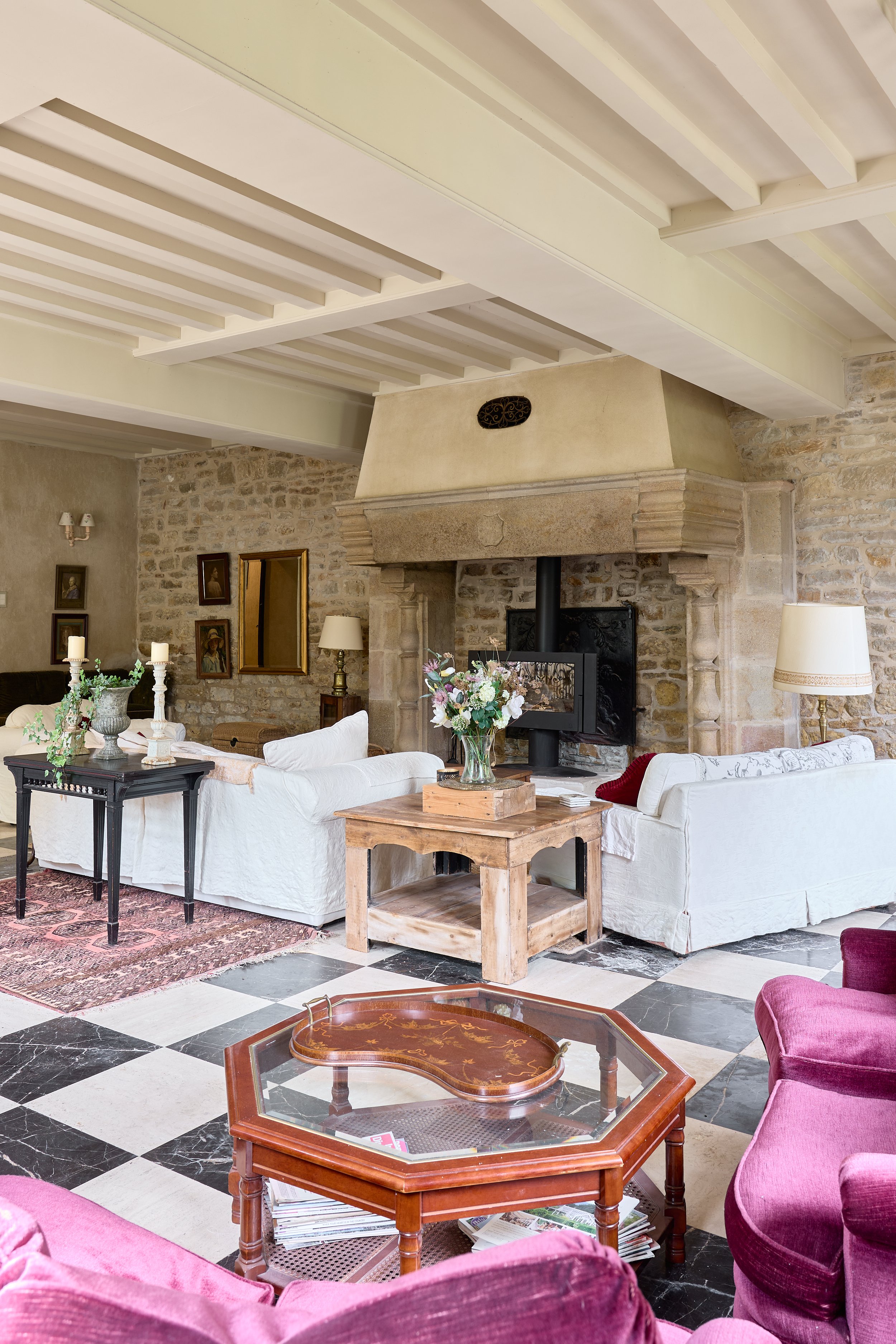 FY-Cuiseaux-Winegrowers-House-Burgundy-999K--FrancisYork-6.jpg