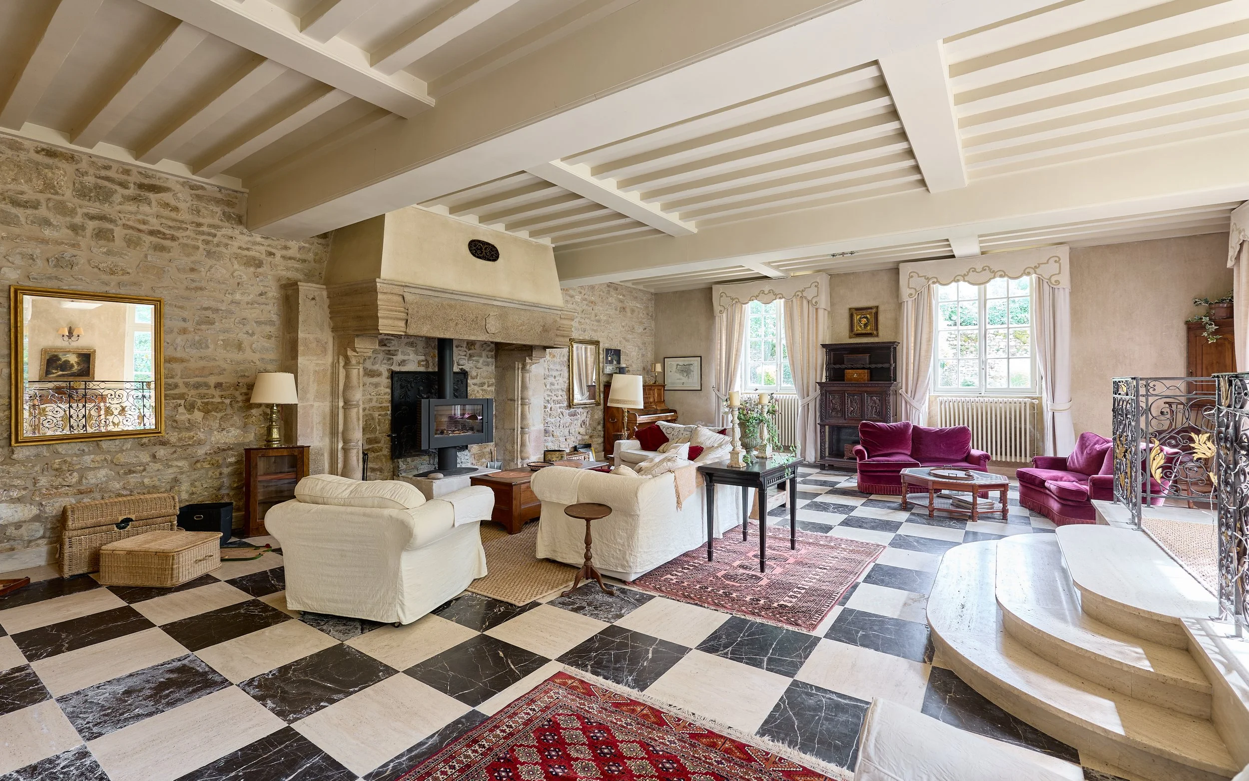 FY-Cuiseaux-Winegrowers-House-Burgundy-999K--FrancisYork15.jpg