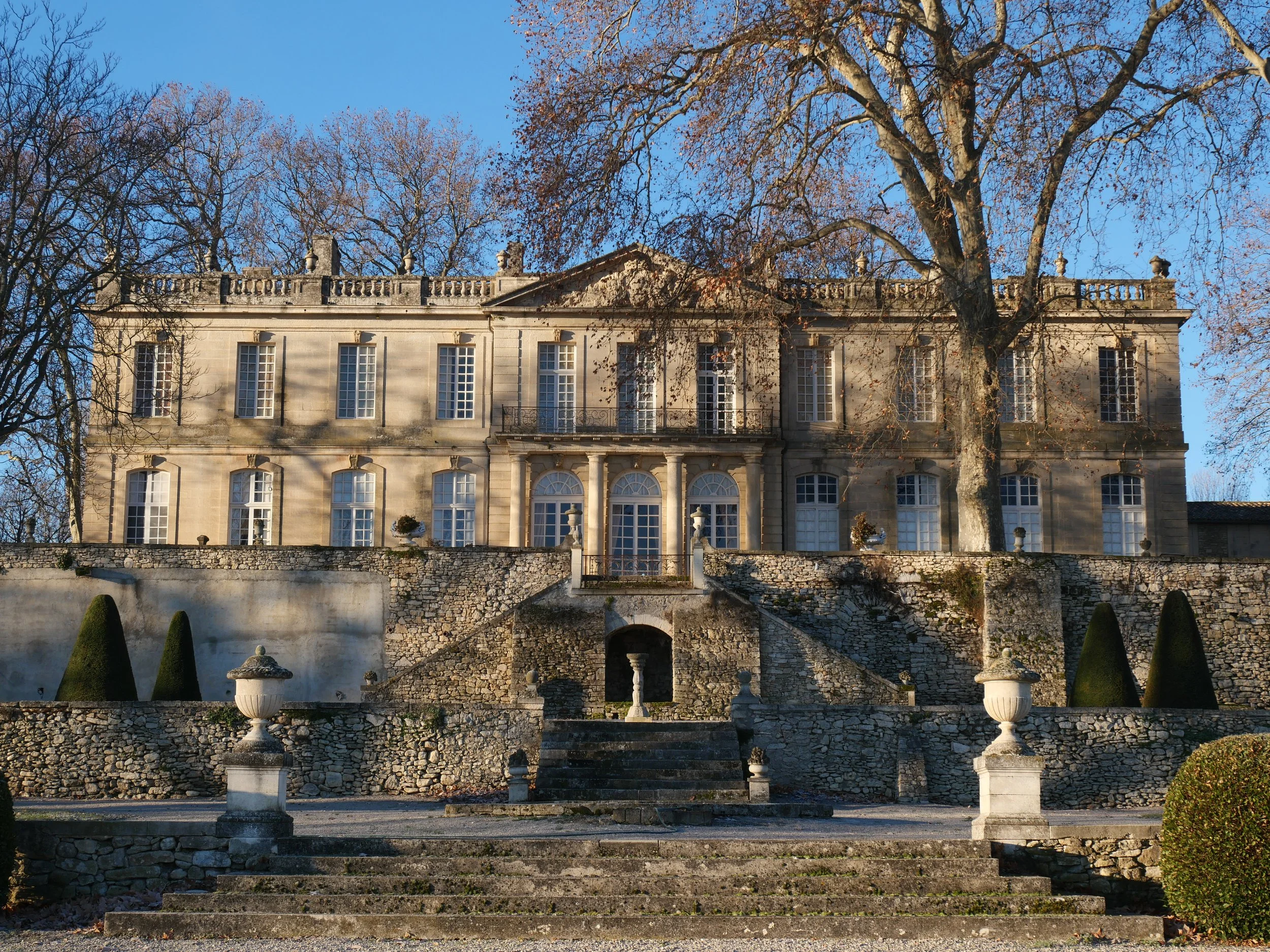 FY-tle-trianon-provence-classical-chateau-FrancisYork-13.JPG