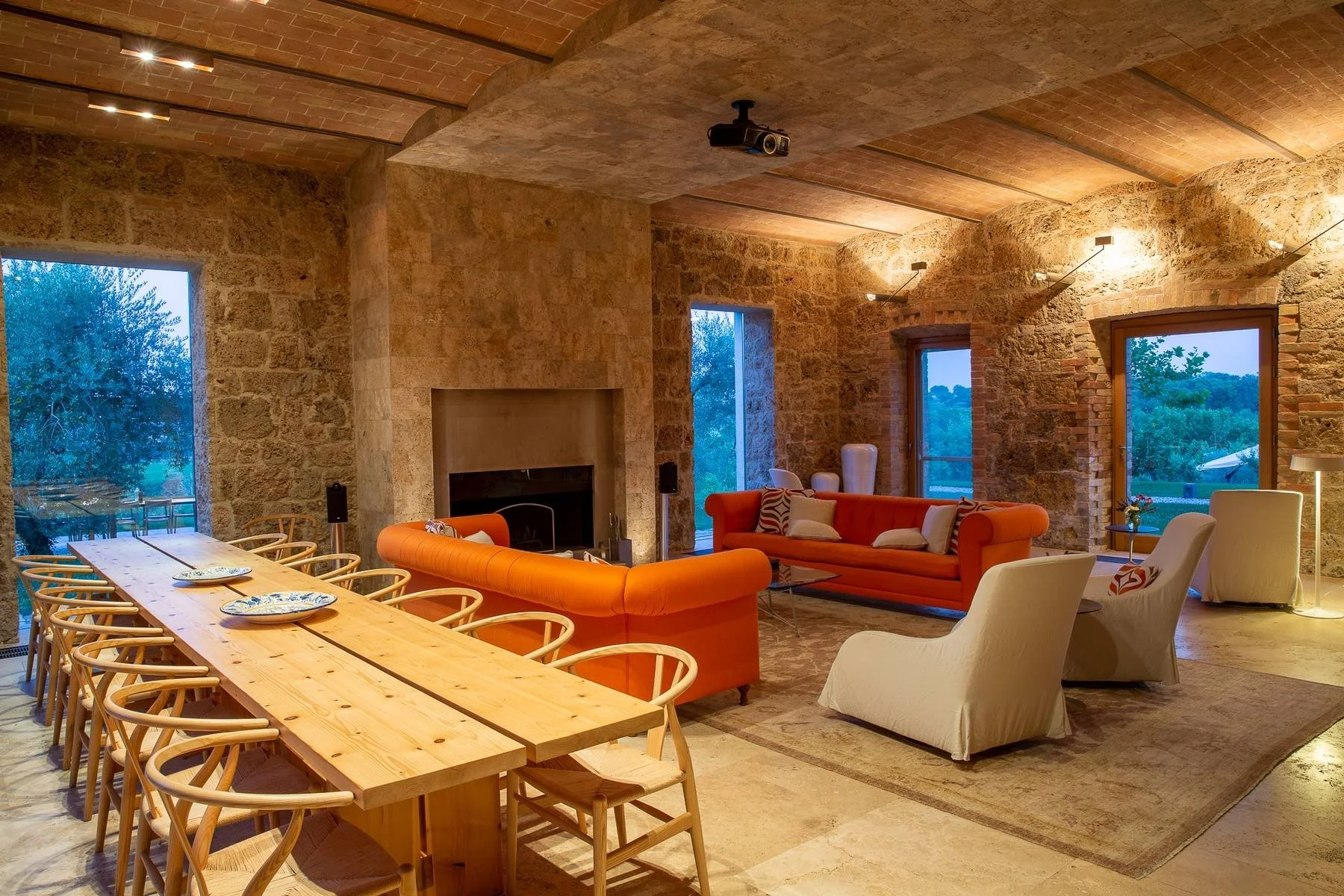 FY-tuscan-wine-estate-restored-18th-century-villa-FrancisYork-12.jpg