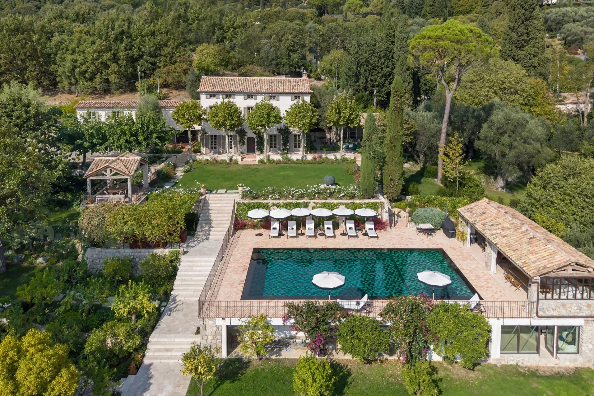 A €16 Million Private Tennis Estate in Grasse’s Saint-Jean Hillside Enclave