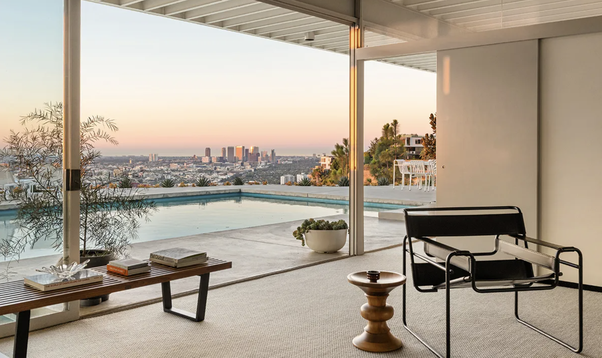 francis-york-iconic-LA-stahl-house-case-study-house-22-pierre-koenig-los-angeles-5.png