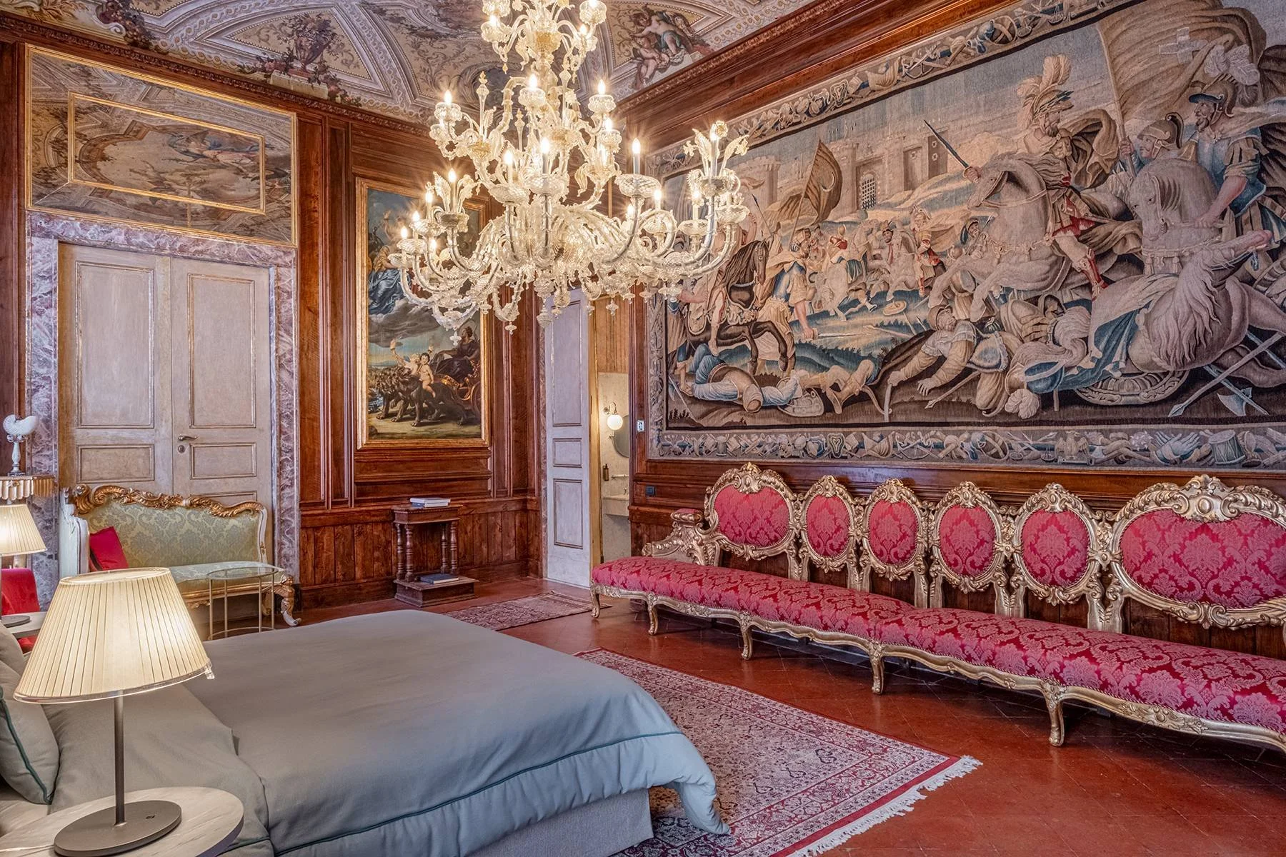 Francis-York-FY-palazzo-doria-dangri-naples-historic-palazzo-for-sale-20241210102726-55.jpg