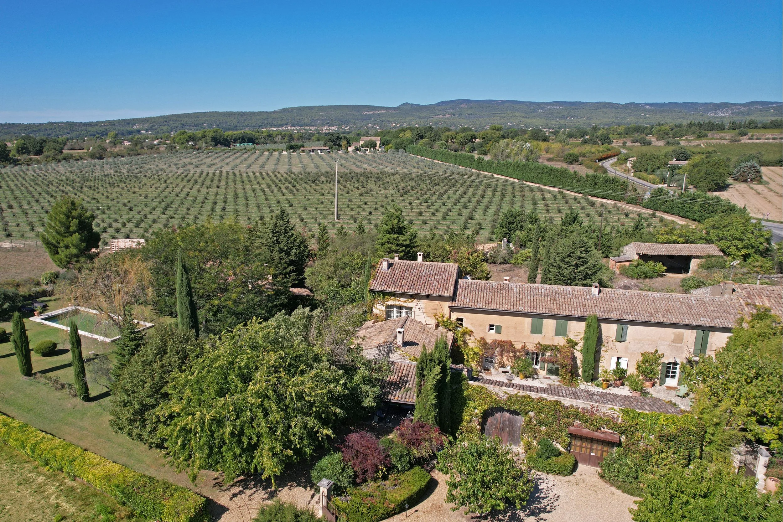A Restored 19th-Century Farmhouse in the Luberon’s Golden Triangle
