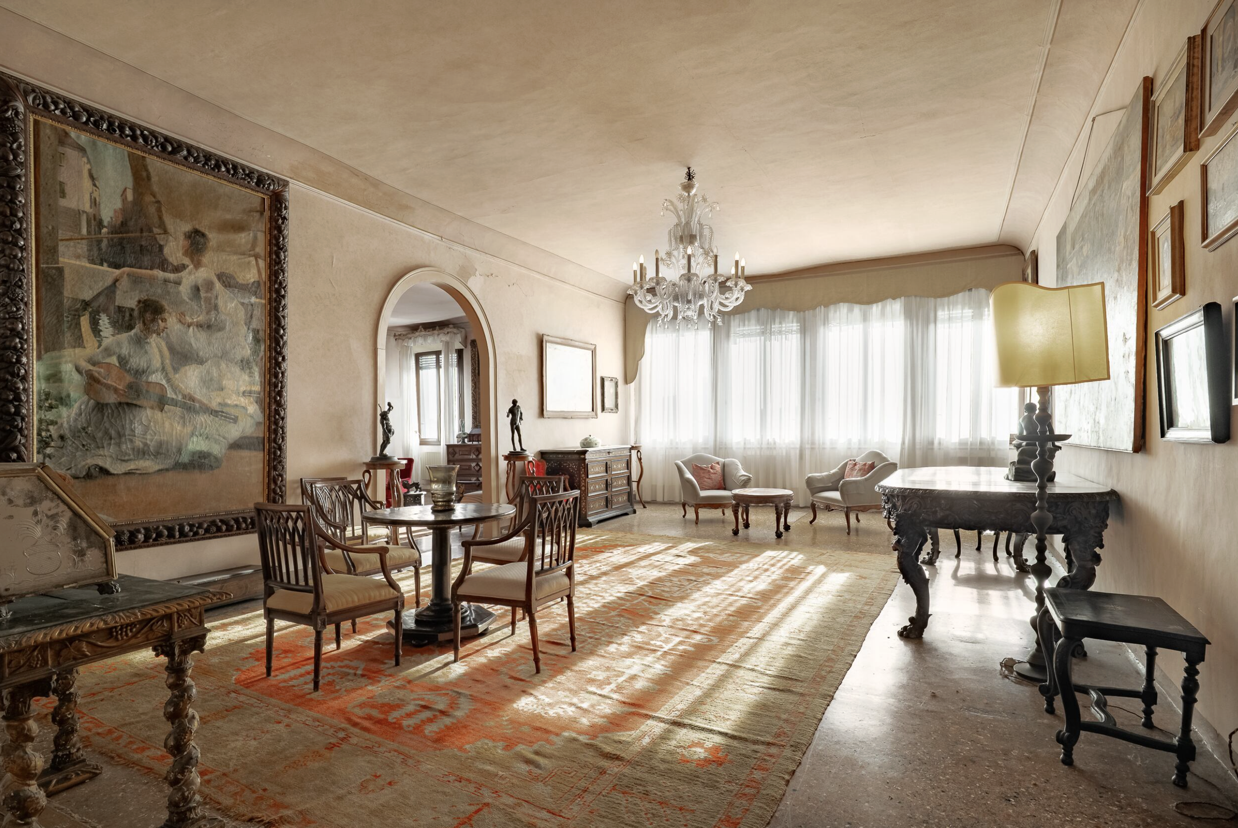 francis_york_palazzo-barbaro-frescoed-penthouse-grand-canal-venice-7.png
