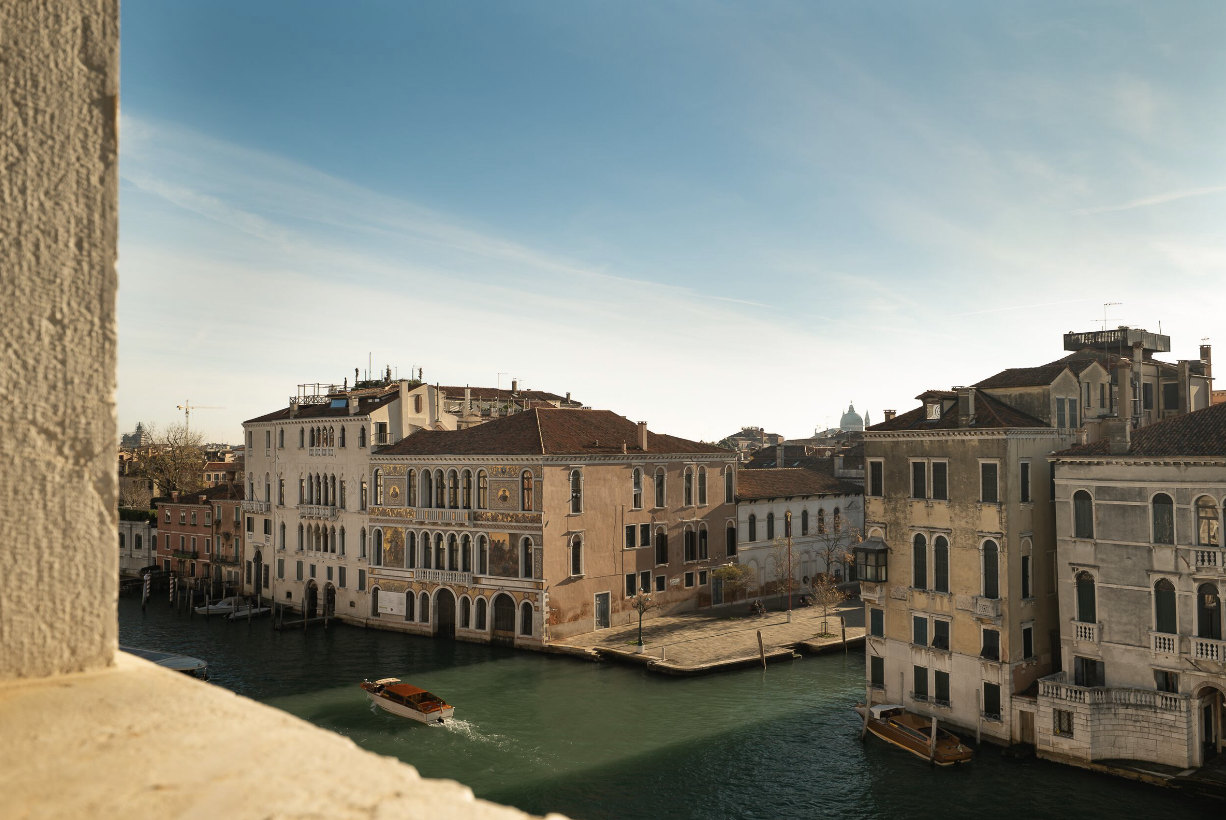 francis_york_palazzo-barbaro-frescoed-penthouse-grand-canal-venice-9.png