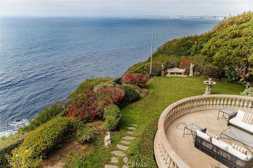 francis_york_609-paseo-del-mar-palos-verdes-estates-oceanfront-home46.jpg