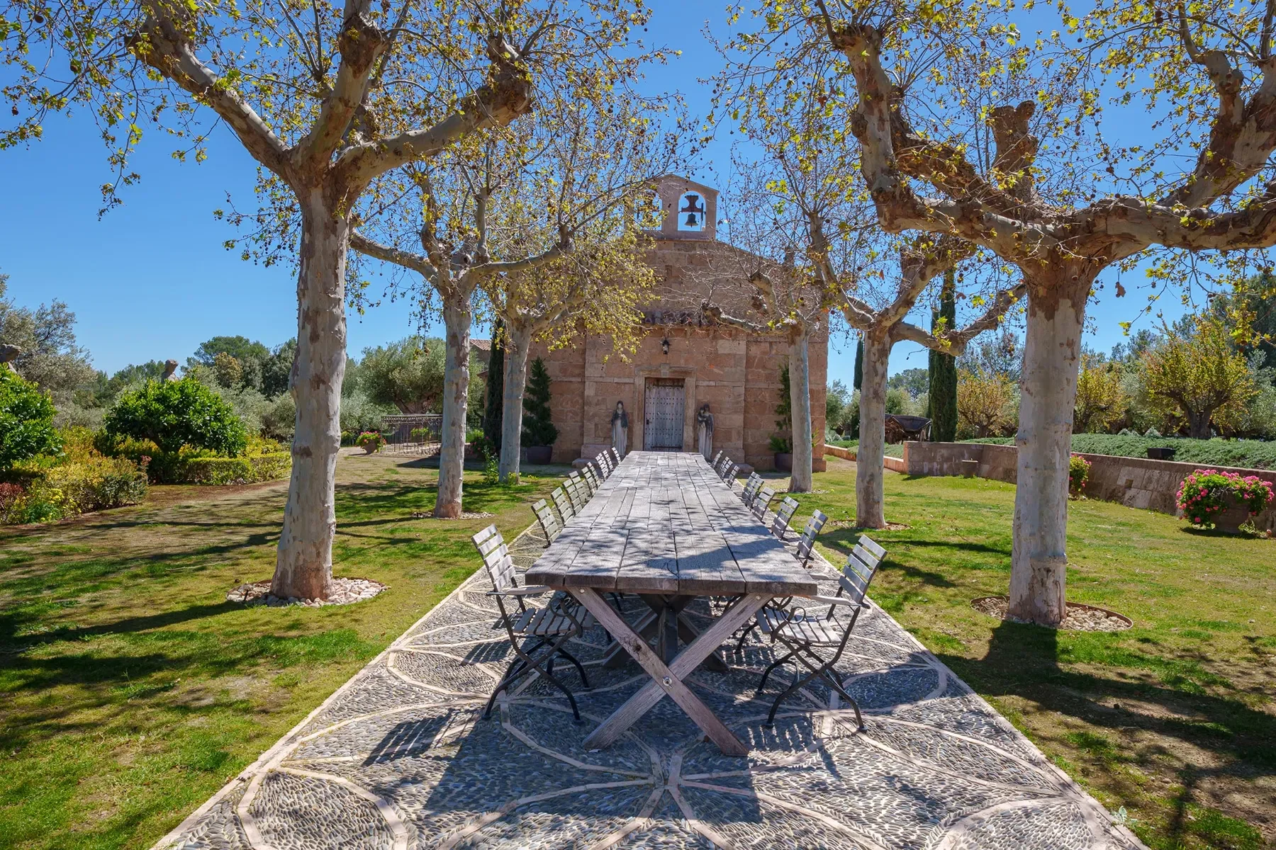 francis_york_torre-del-sol-mallorca-vineyard-estate-28.webp