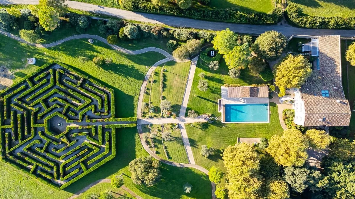 south-of-france-estate-truffle-farm-large-maze22.jpg