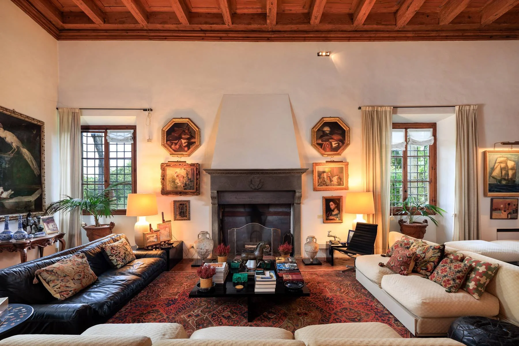 francis_york_medici-era-villa-hills-near-florence-6.jpg