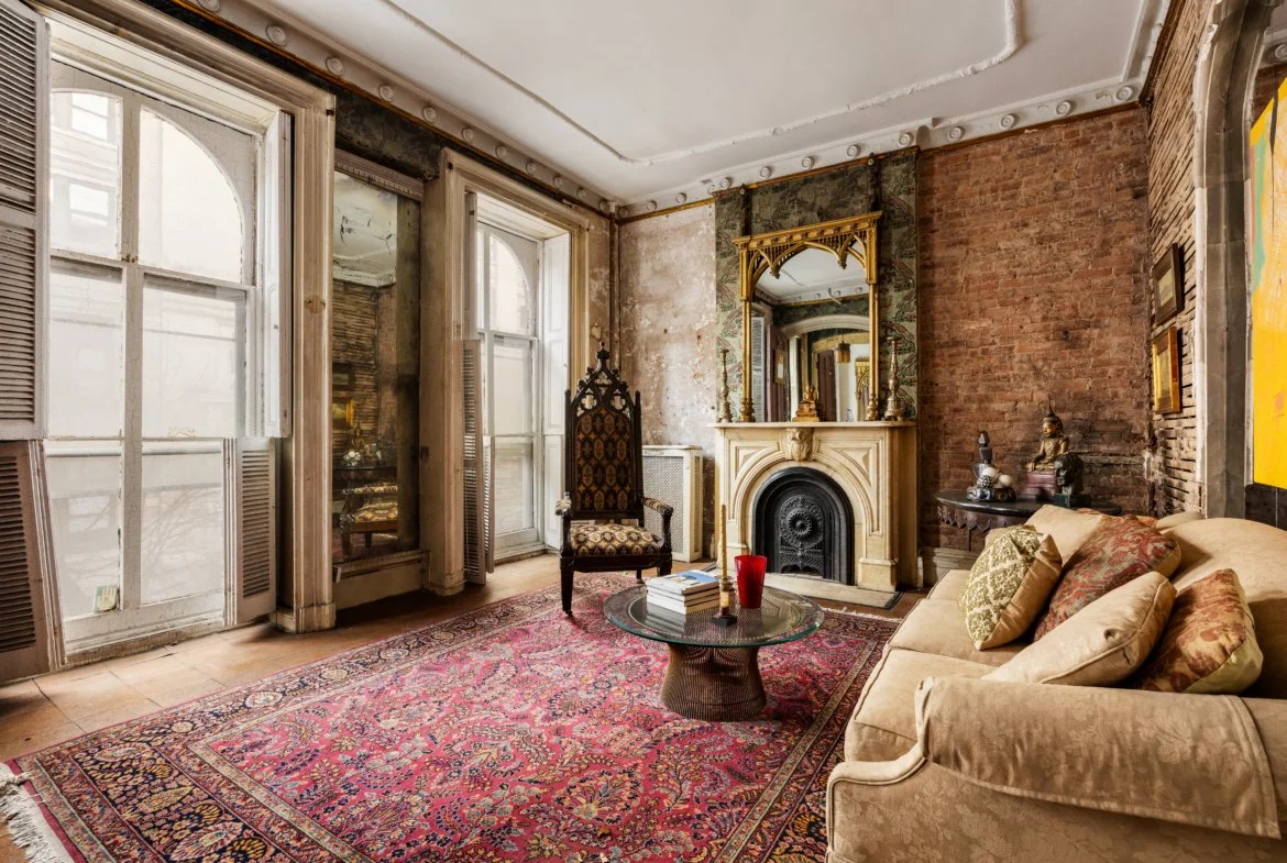 Francis-York- a-wisteria-covered-east-village-townhouse-by-st-patricks-cathedral-architect21.jpg