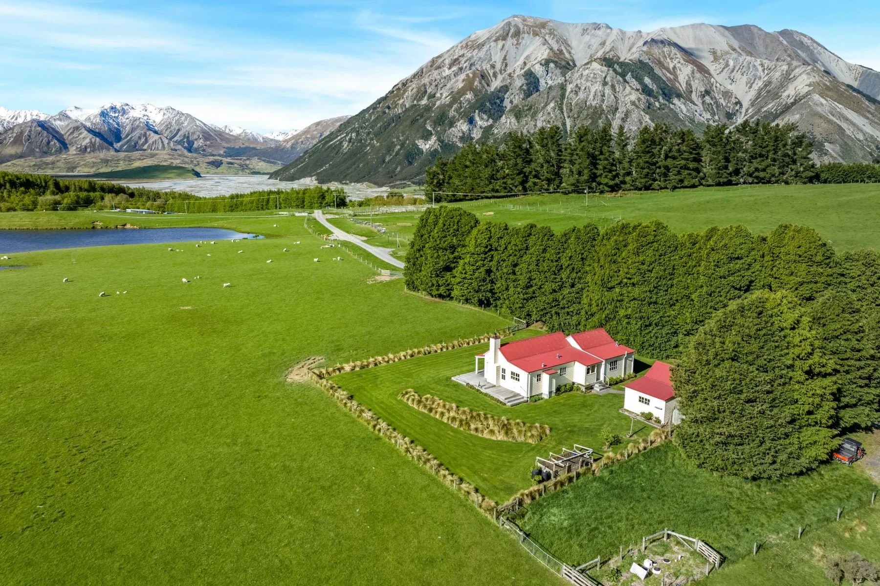 francis-york-mount-algidus-station-54000-acre-sheep-farm-new-zealand-26.jpeg