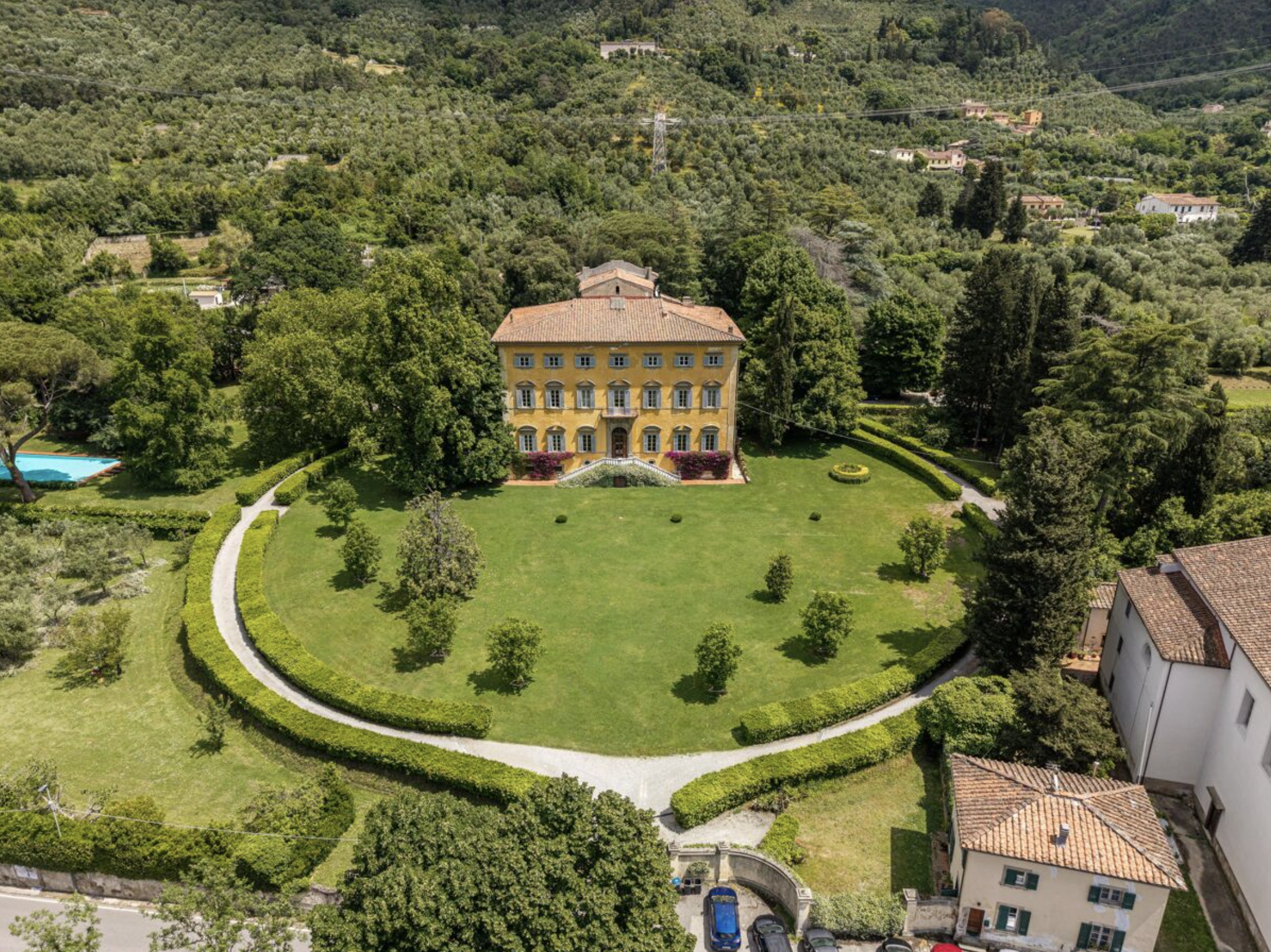 A 17th-Century Tuscan Estate With Views of the Leaning Tower of Pisa Lists for €3.5 Million