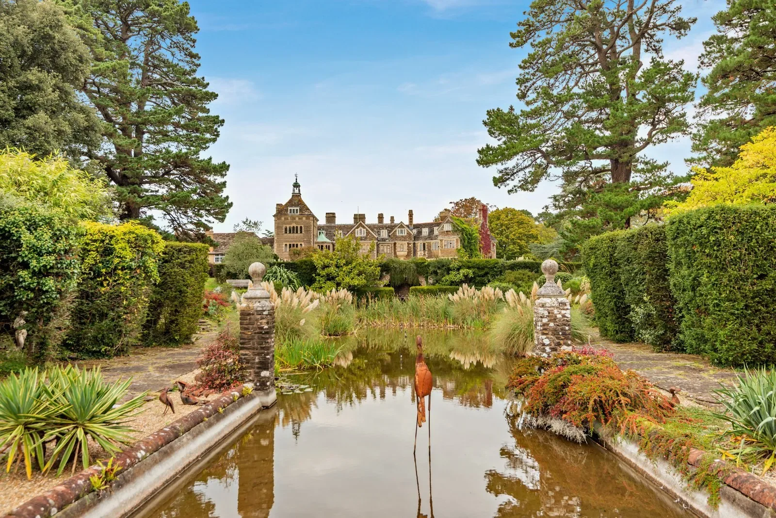 sedgwick-park-estate-west-sussex-uk-country-life-gardens-francis-york27.webp