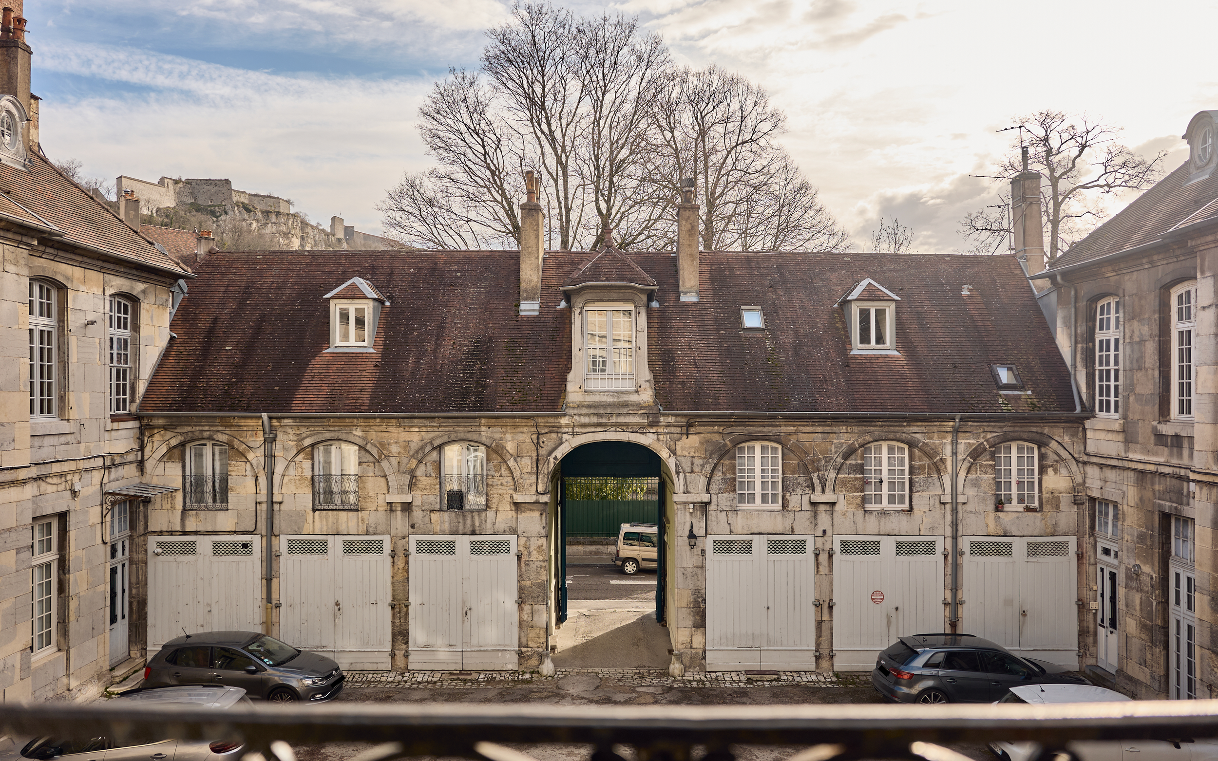 Francis-York-a-classic-french-apartment-in-an-18th-century-hotel-particulier-in-besancon-53.png