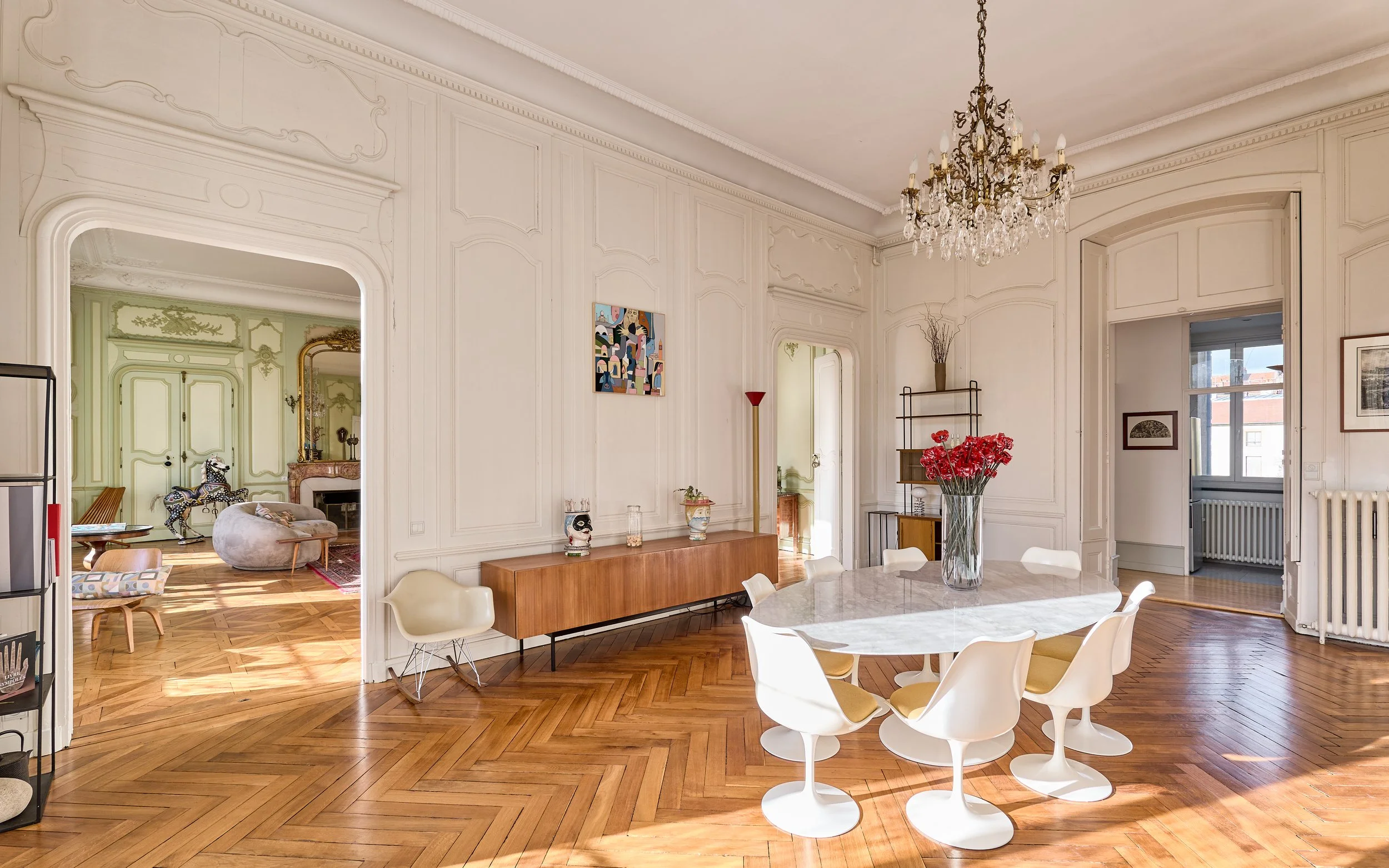 Francis-York-a-classic-french-apartment-in-an-18th-century-hotel-particulier-in-besancon-24.jpg