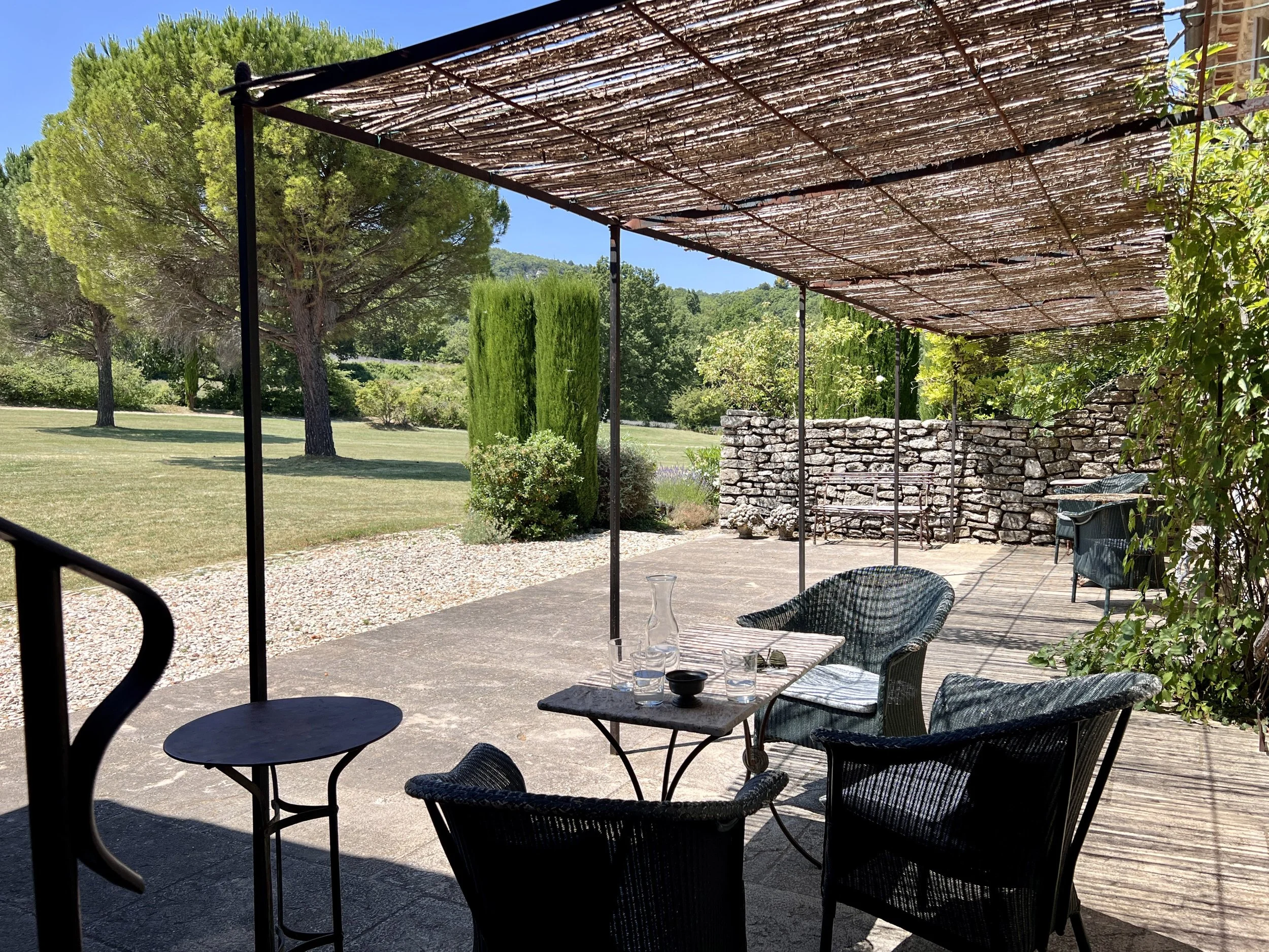 Francis-York-luberon-provence-lavender-fields-stone-farmhouse-30-acres-18.jpg