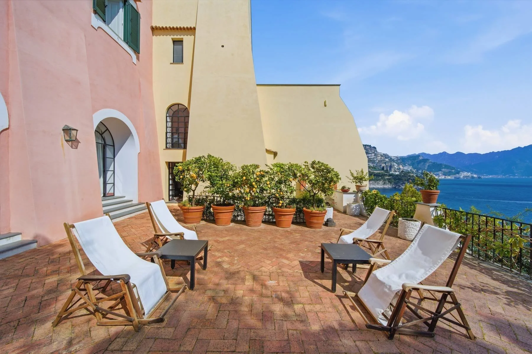 Francis-York-italy-sothebys-international-realty-amalfi-coast-waterfront-residence-conca-dei-marini-sea-access-21.jpg