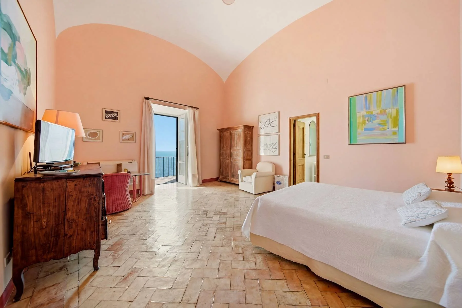 Francis-York-italy-sothebys-international-realty-amalfi-coast-waterfront-residence-conca-dei-marini-sea-access-29.jpg