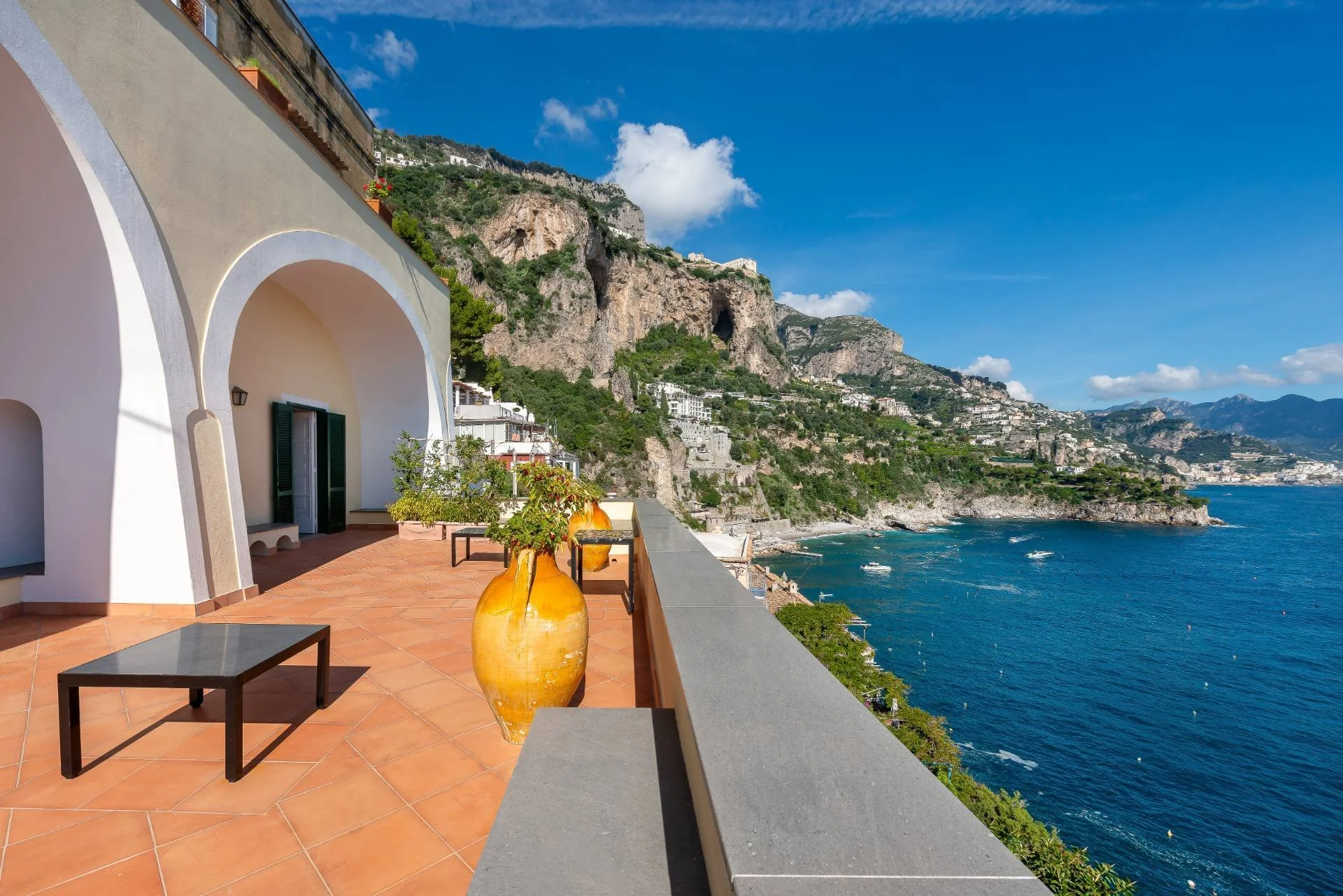 Francis-York-italy-sothebys-international-realty-amalfi-coast-waterfront-residence-conca-dei-marini-sea-access-45.jpg